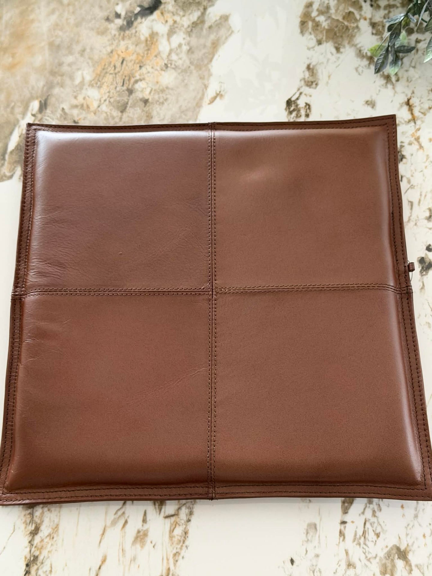 Sitzkissen aus Leder - Walnuss 38x38cm