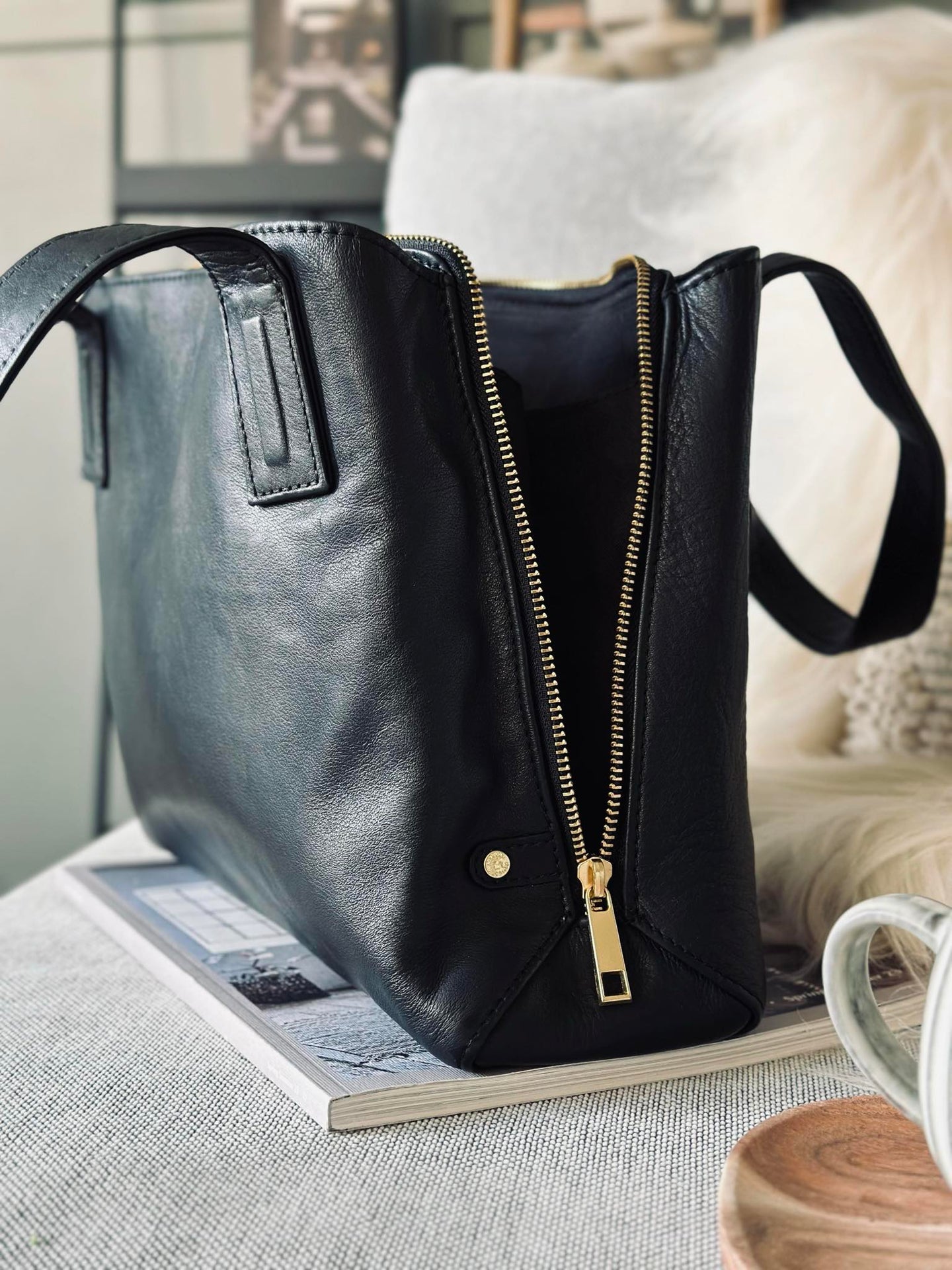 Schultertasche - Schwarzes Kalbsleder