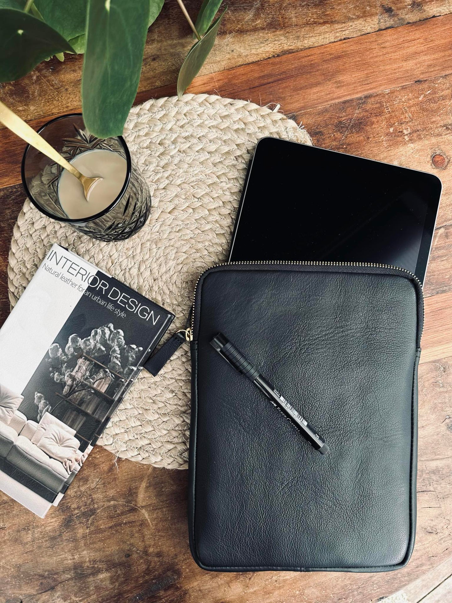 iPad-Sleeve - Schwarz / Gold