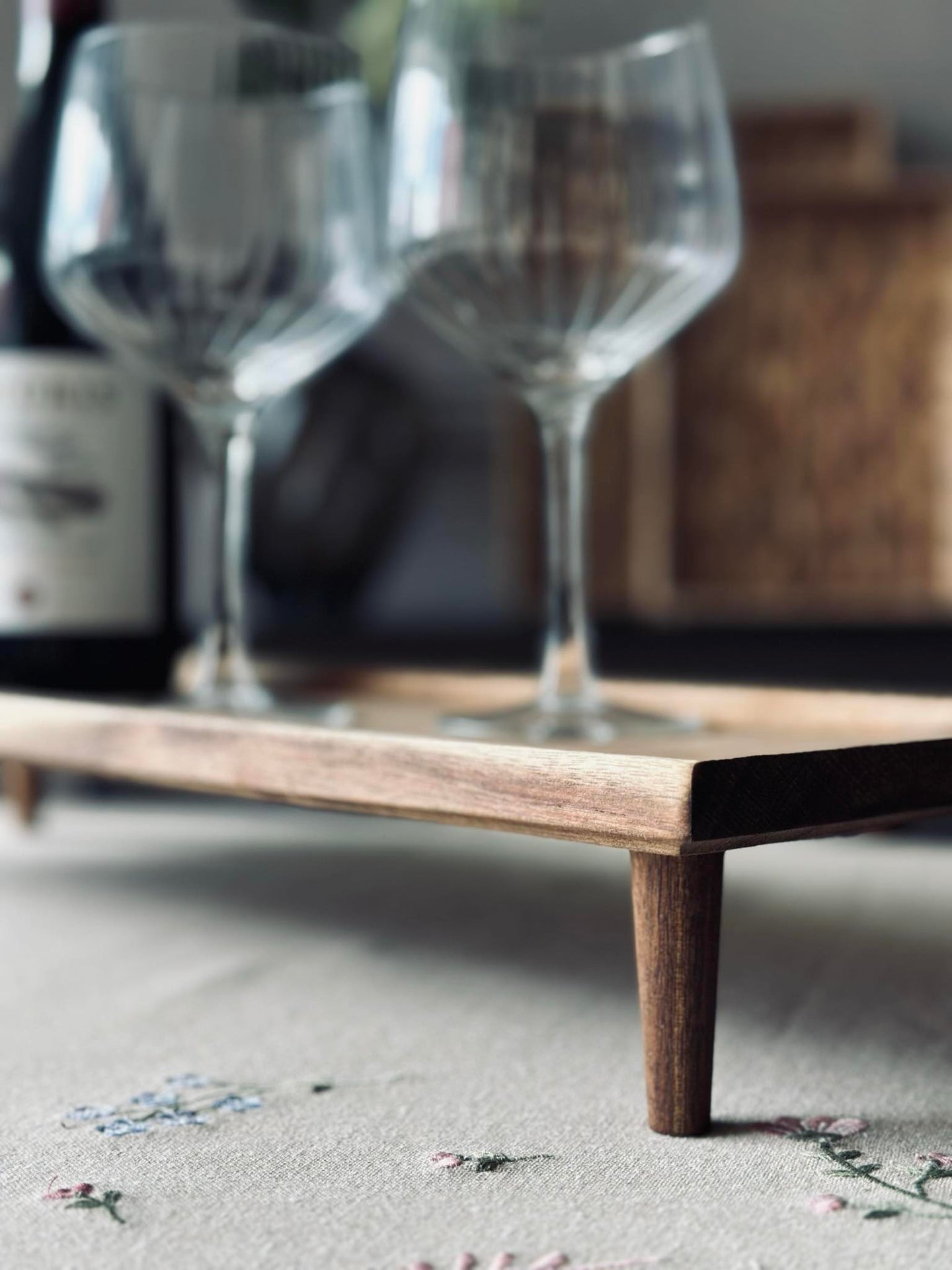 Tablett mit Beinen Akazienholz - Gut für Tapas