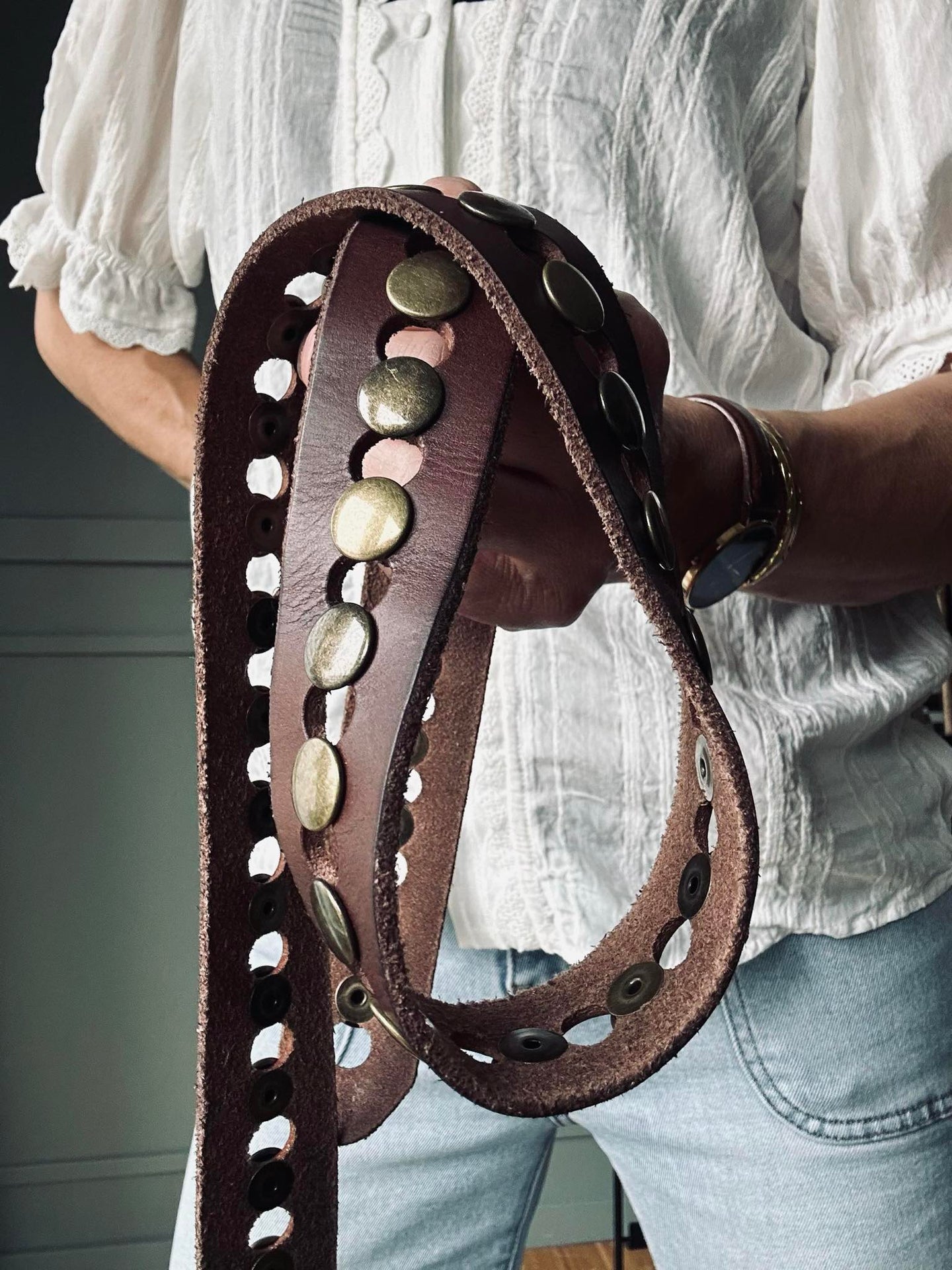 Jeansgürtel mit Nieten - Braun