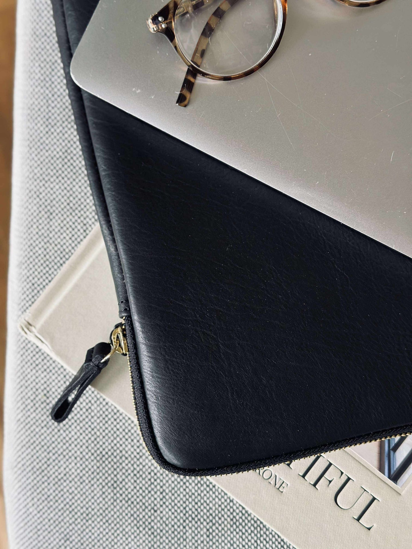 Laptop-Sleeve - Schwarz / Gold