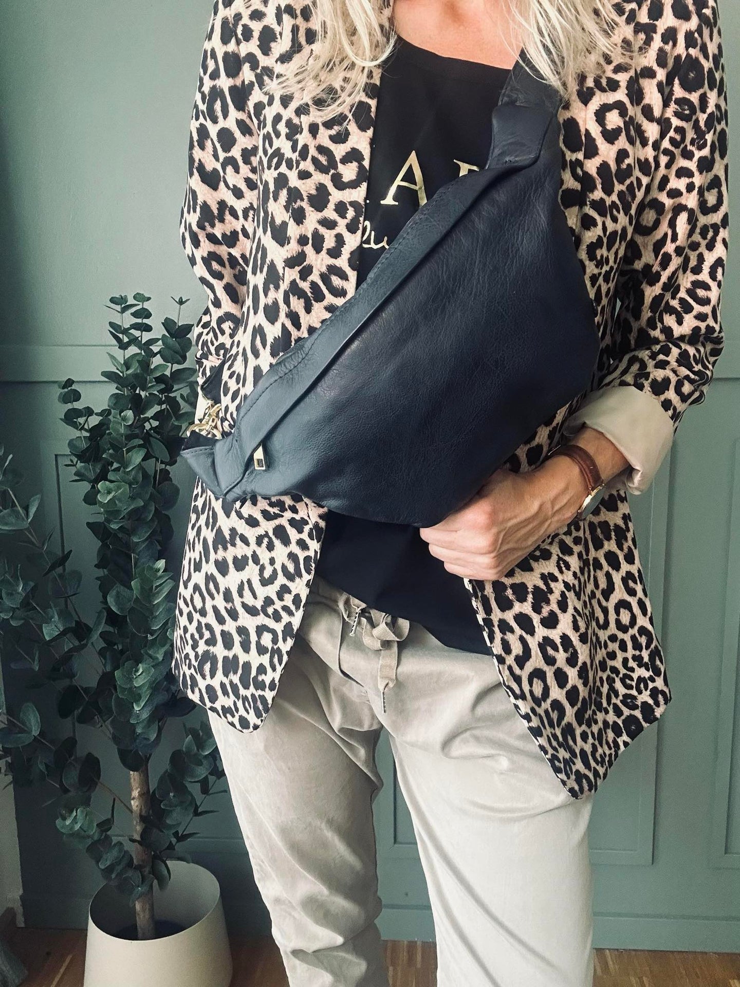 Cool Buffy Bumbag aus butterweichem Leder - Mitternachtsblau