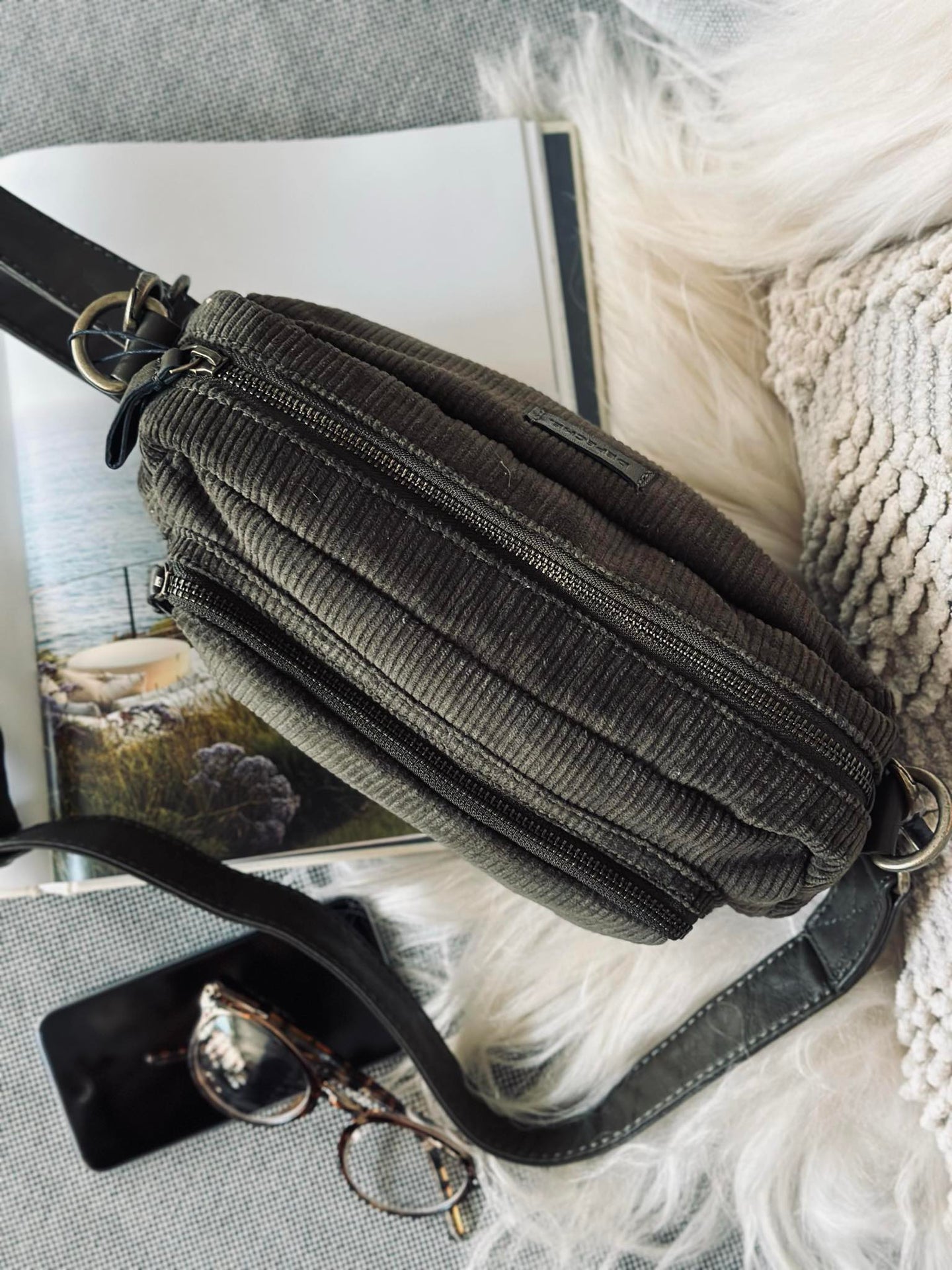 Crossbody Army Velours