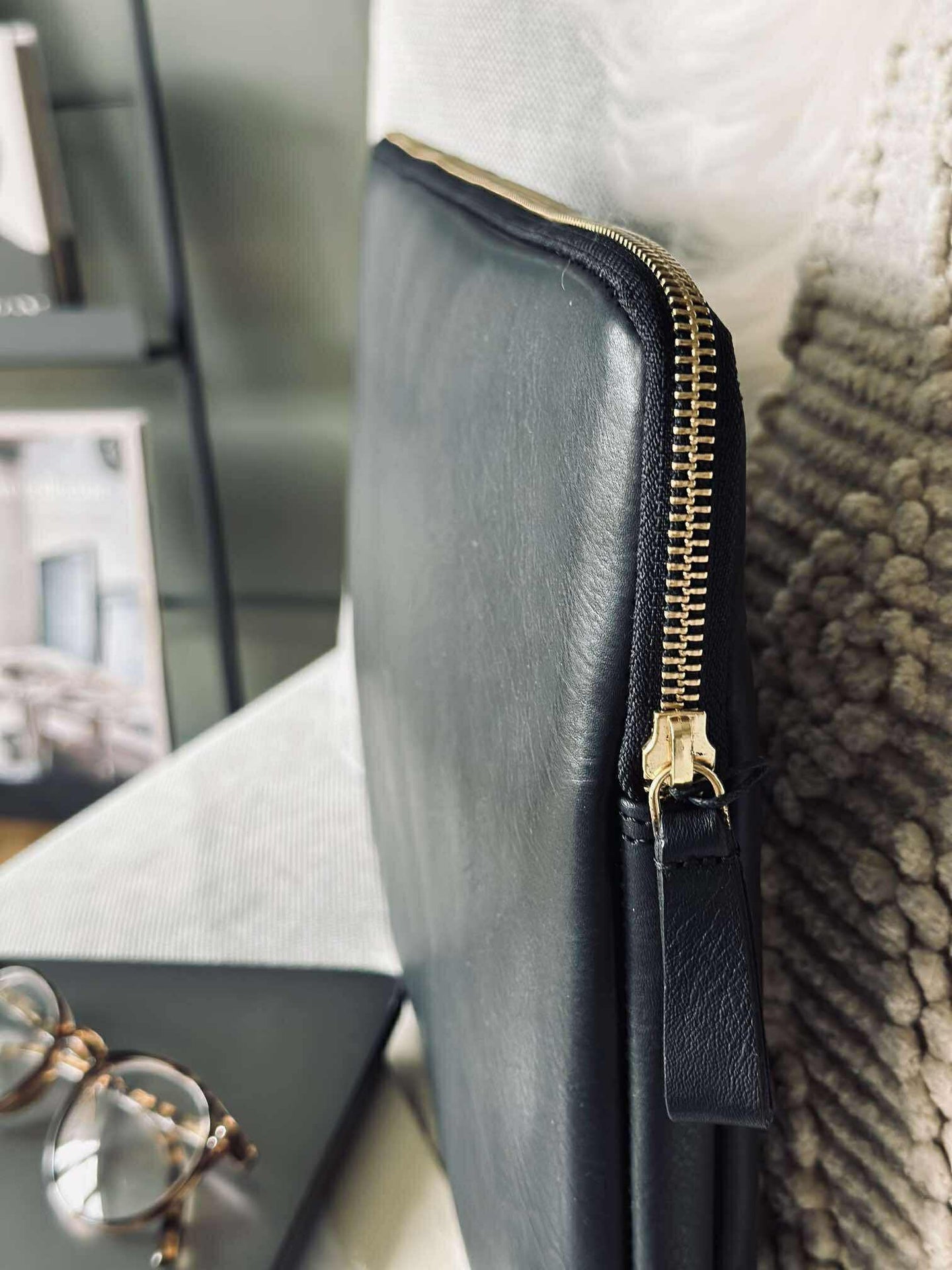 Laptop-Sleeve - Schwarz / Gold