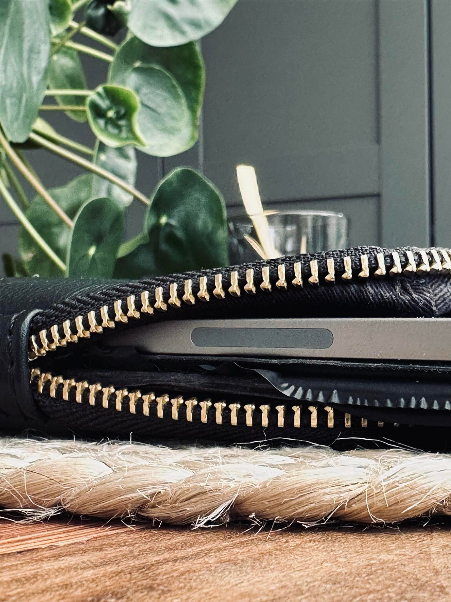 iPad-Sleeve - Schwarz / Gold
