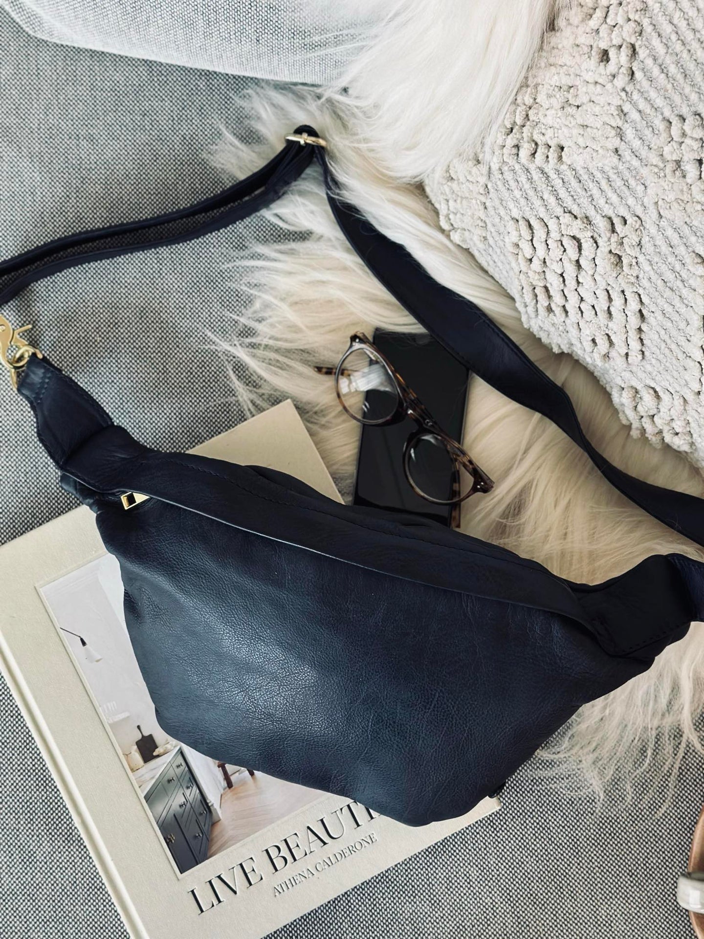 Cool Buffy Bumbag aus butterweichem Leder - Mitternachtsblau