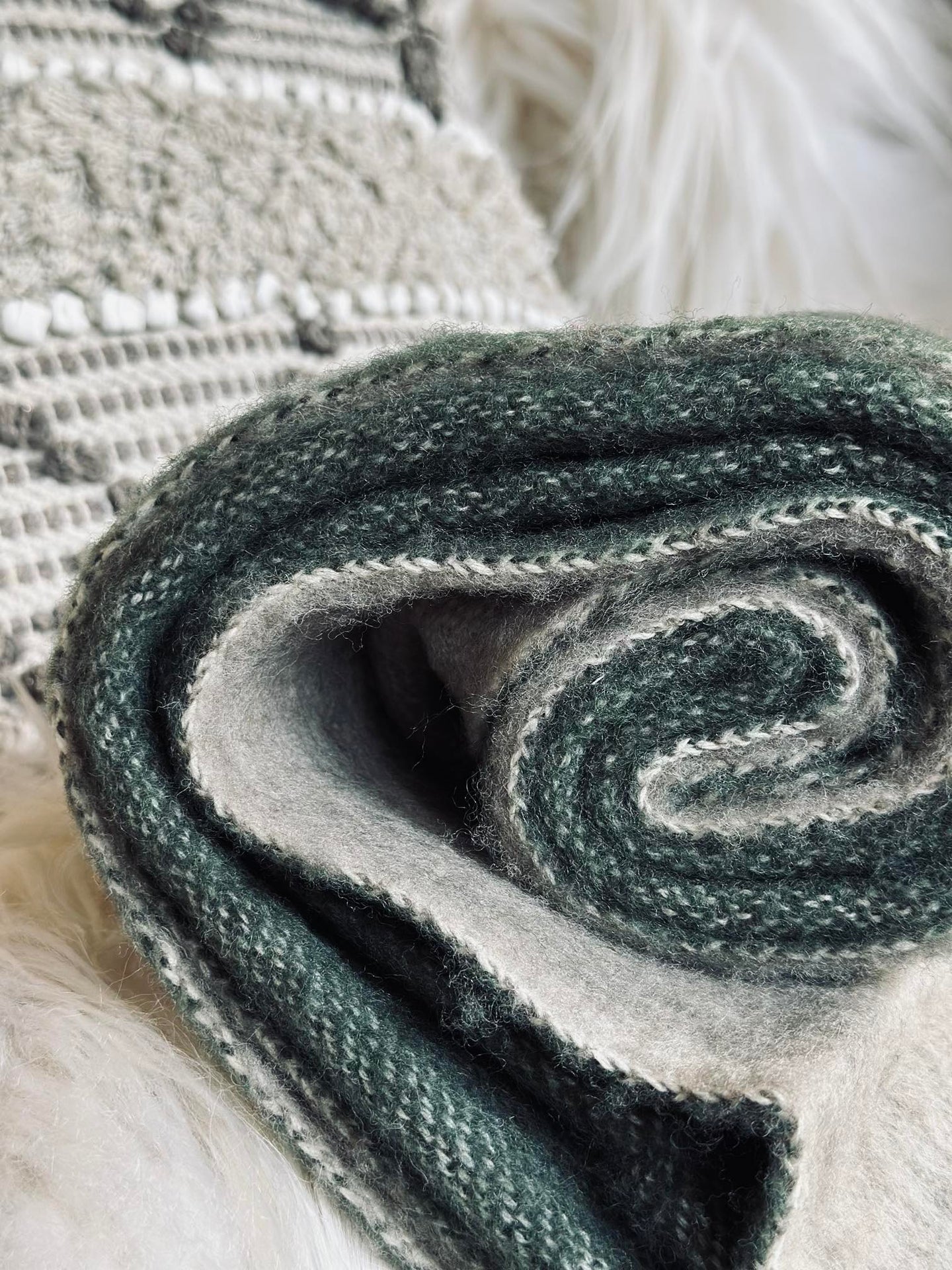 Plaid 100 % Wolle - Grau / Oliv