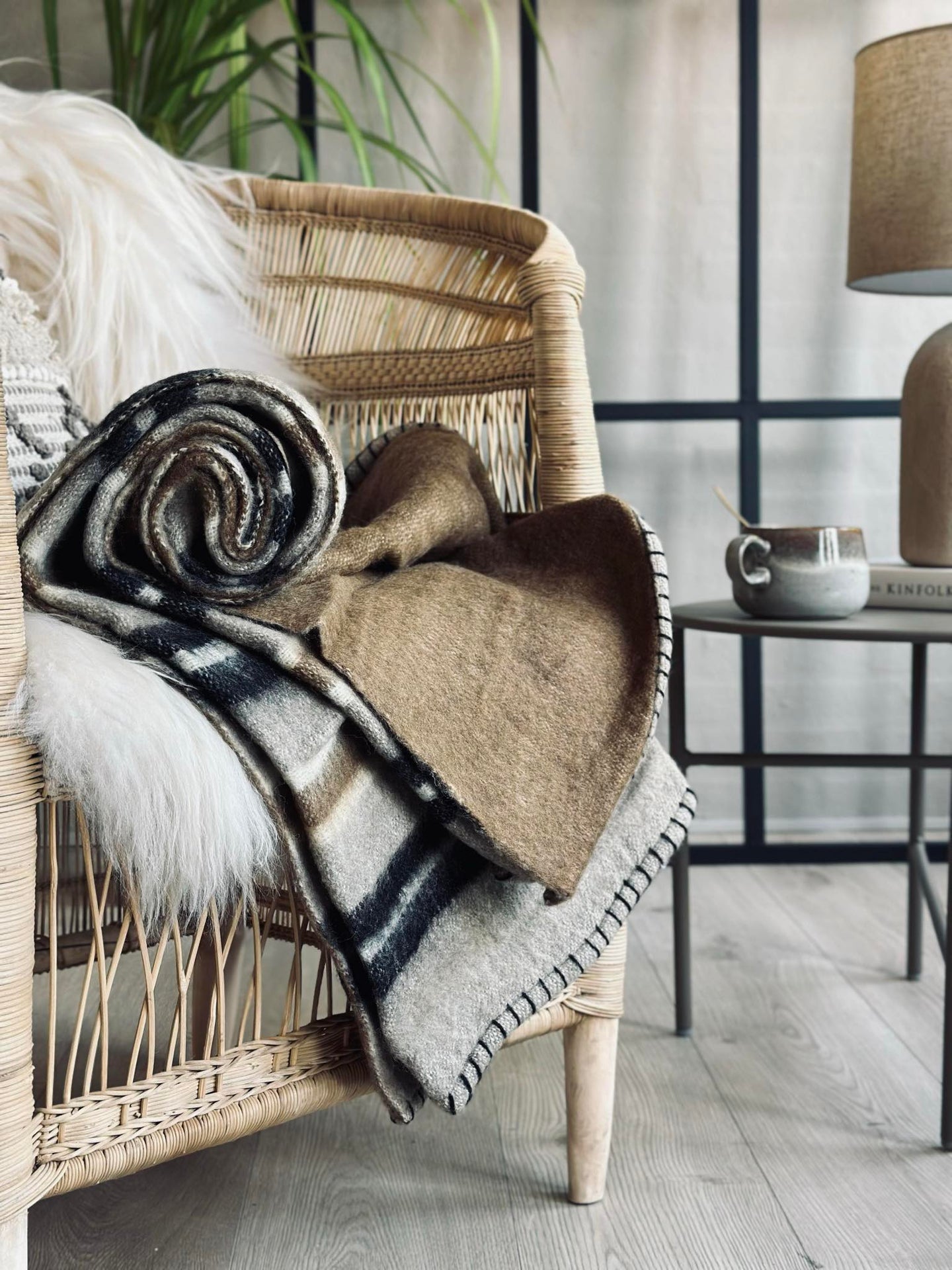 Plaid 100 % Wolle - Taupe-Streifen