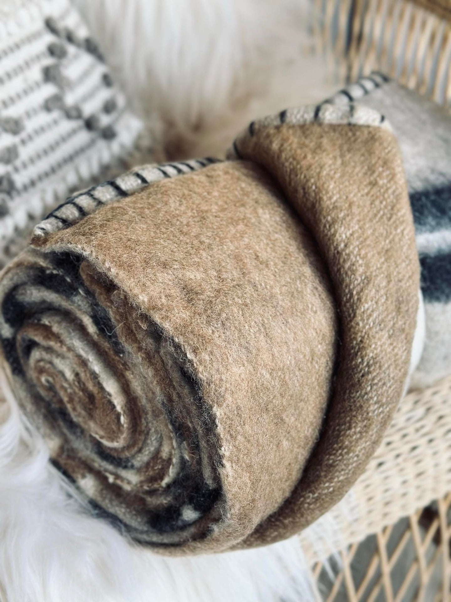 Plaid 100 % Wolle - Taupe-Streifen