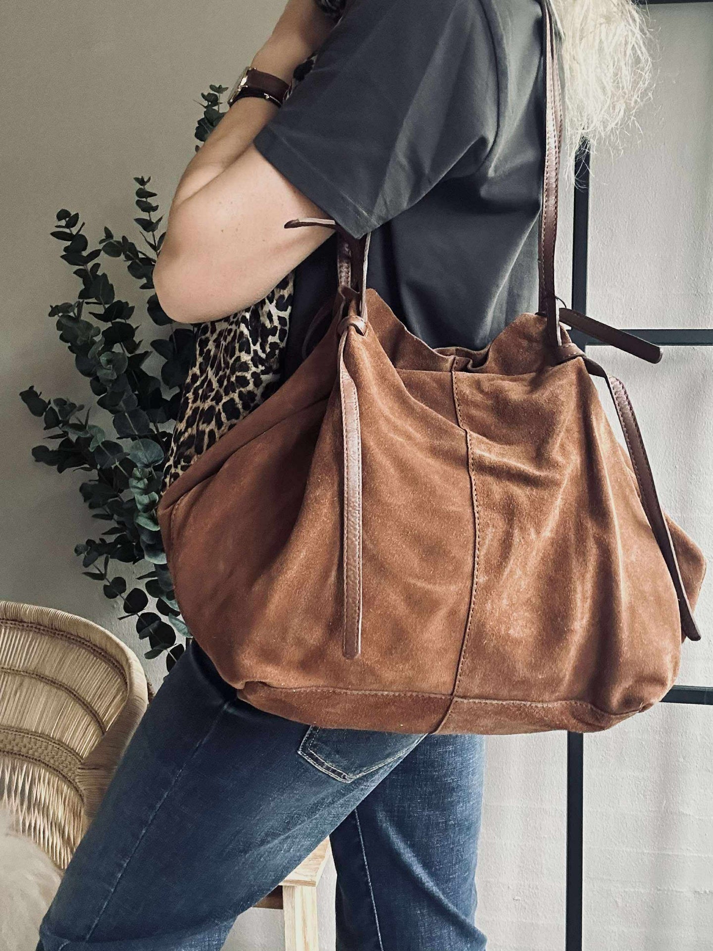 Schöner Wildleder-Shopper - Cognac
