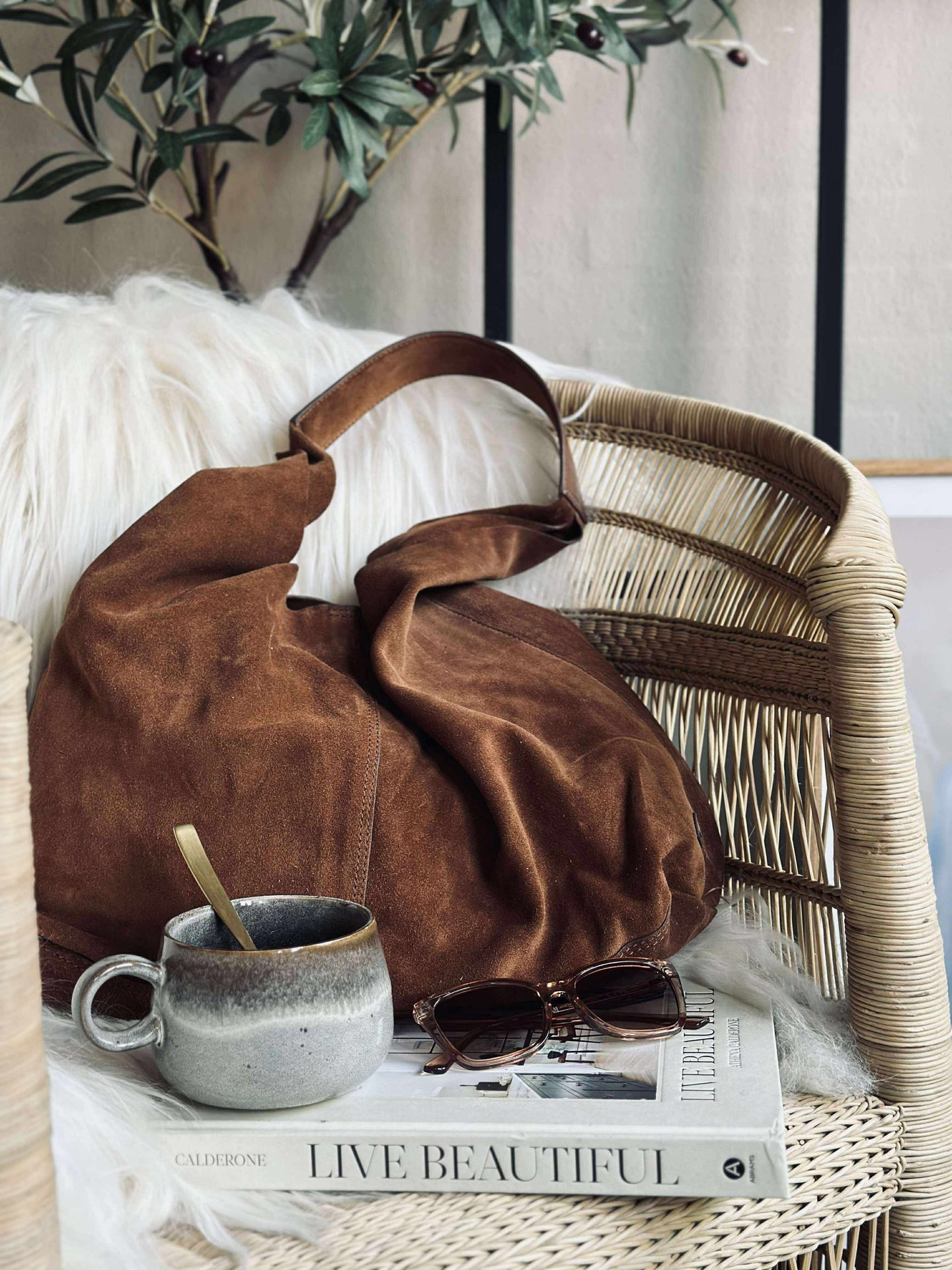 Shopper aus weichem Wildleder - Cognac