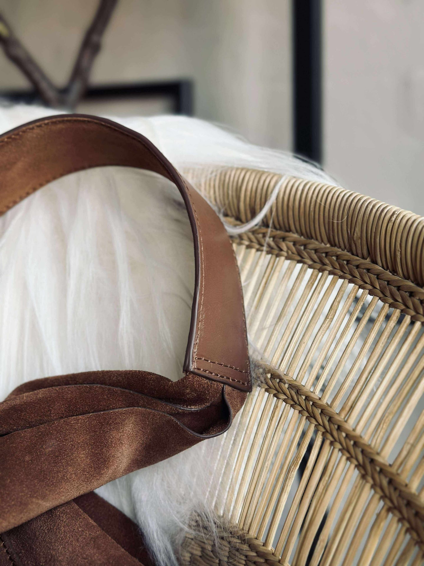 Shopper aus weichem Wildleder - Cognac