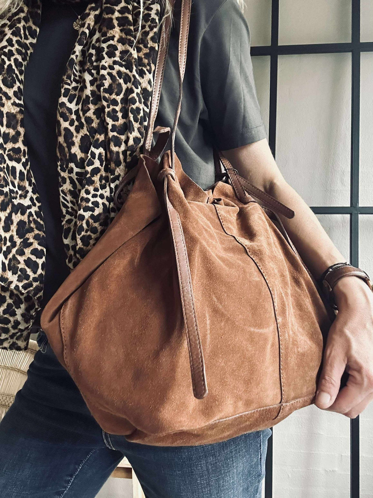 Schöner Wildleder-Shopper - Cognac