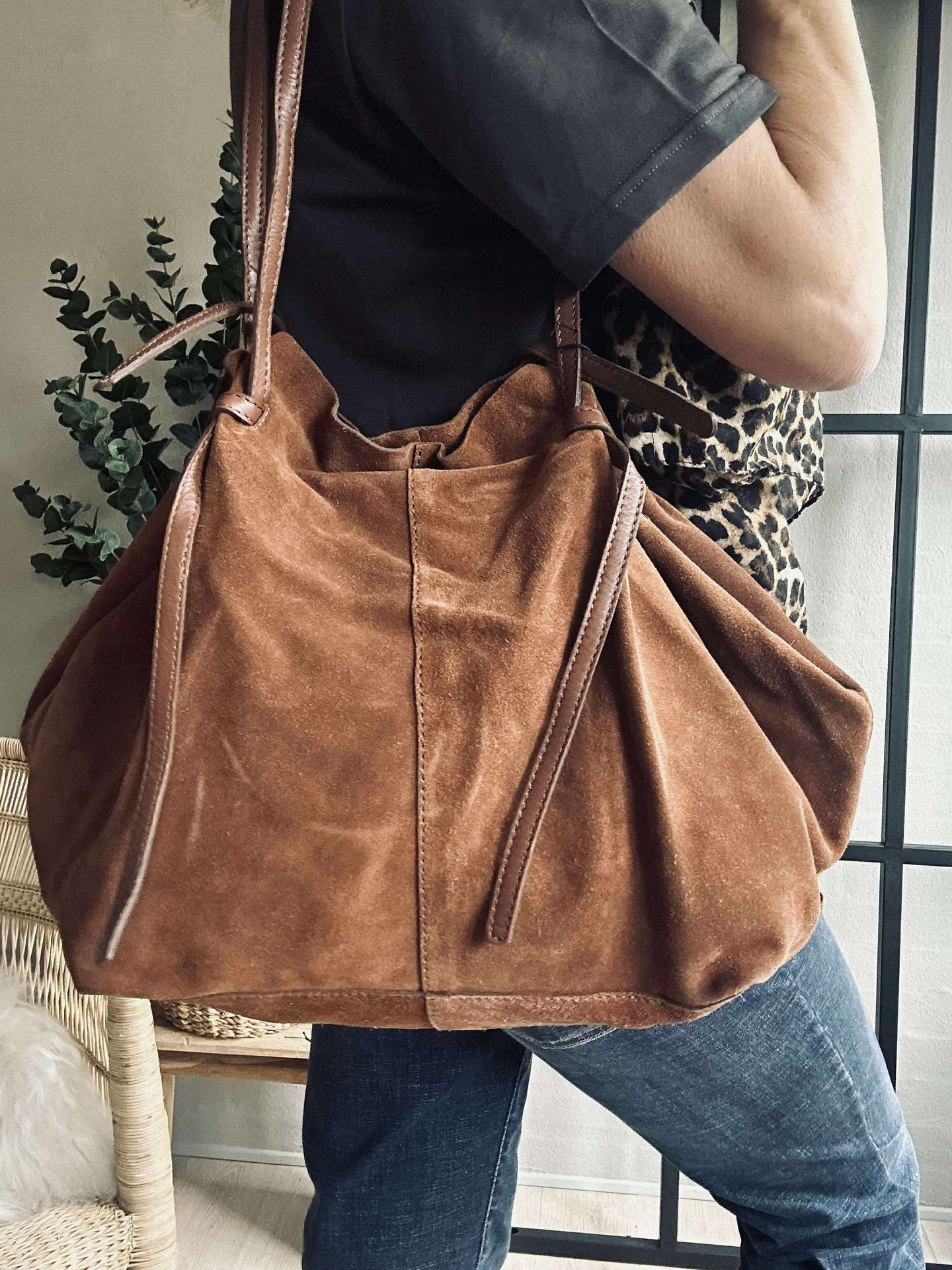 Schöner Wildleder-Shopper - Cognac