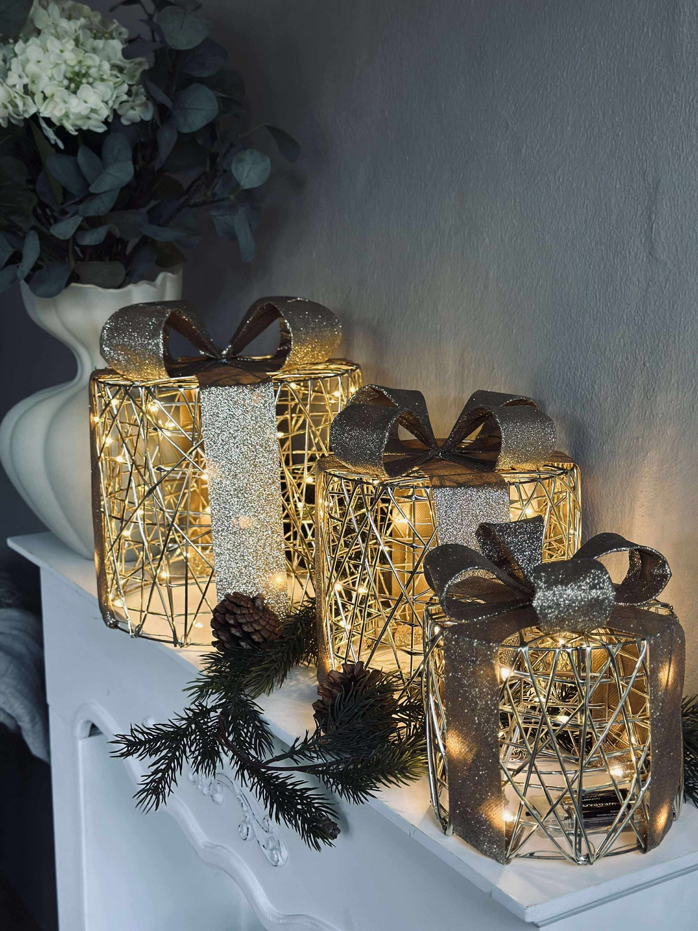 Weihnachtsgeschenke mit LED-Licht - 3 Stk.