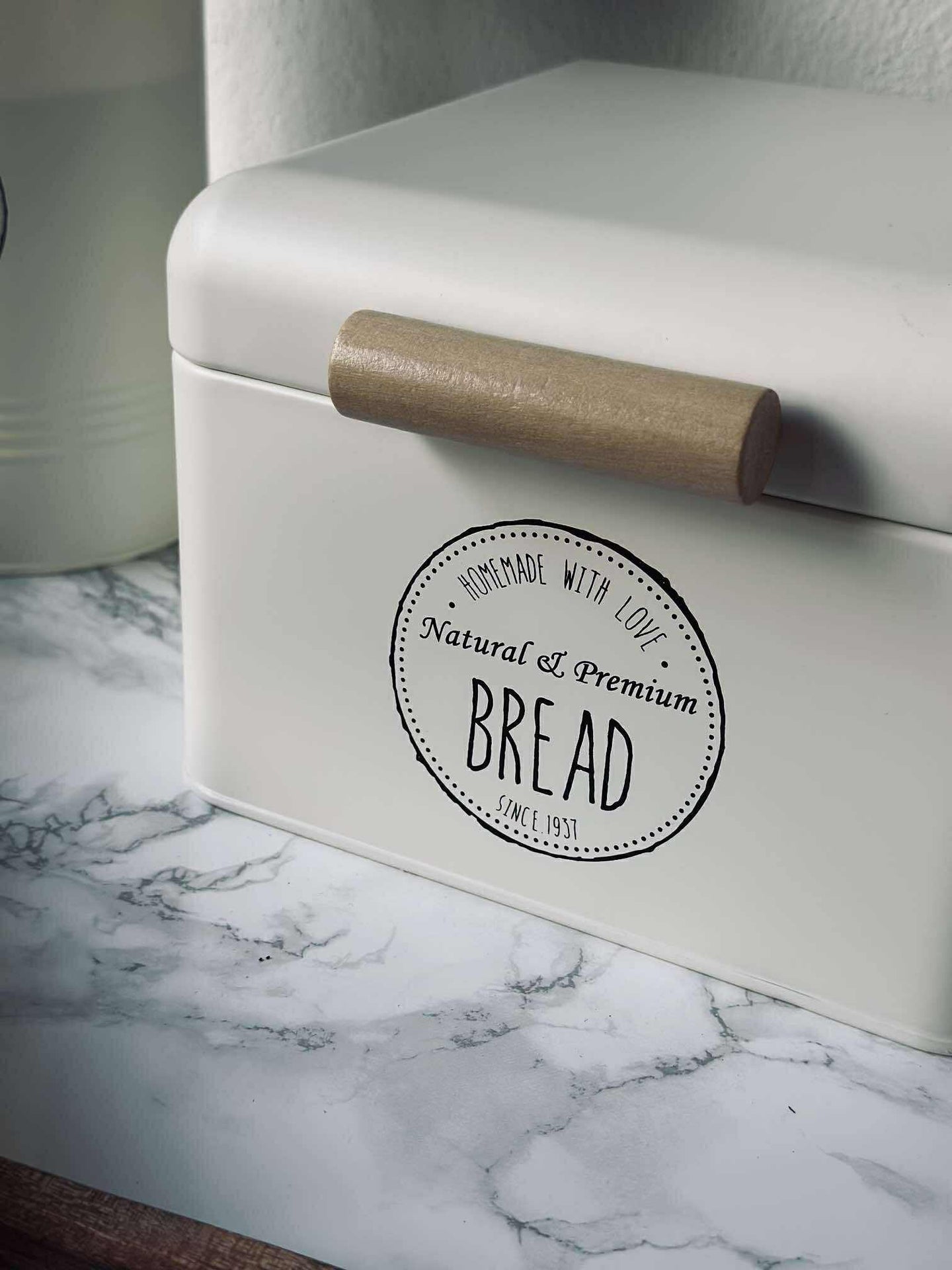 Brotkasten Creme