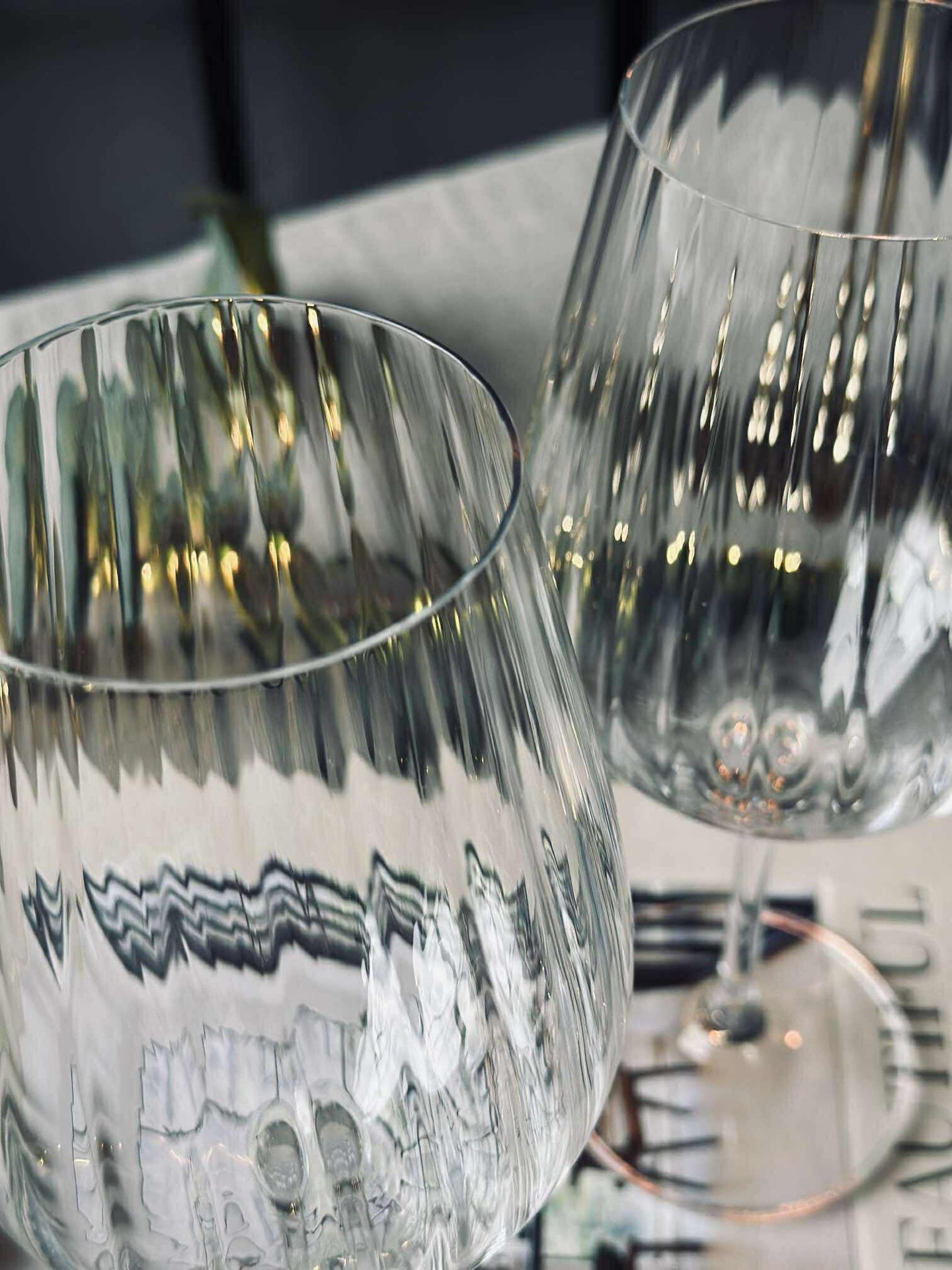 Weingläser Rotwein CRYSTAL - Set mit 4 Stk.
