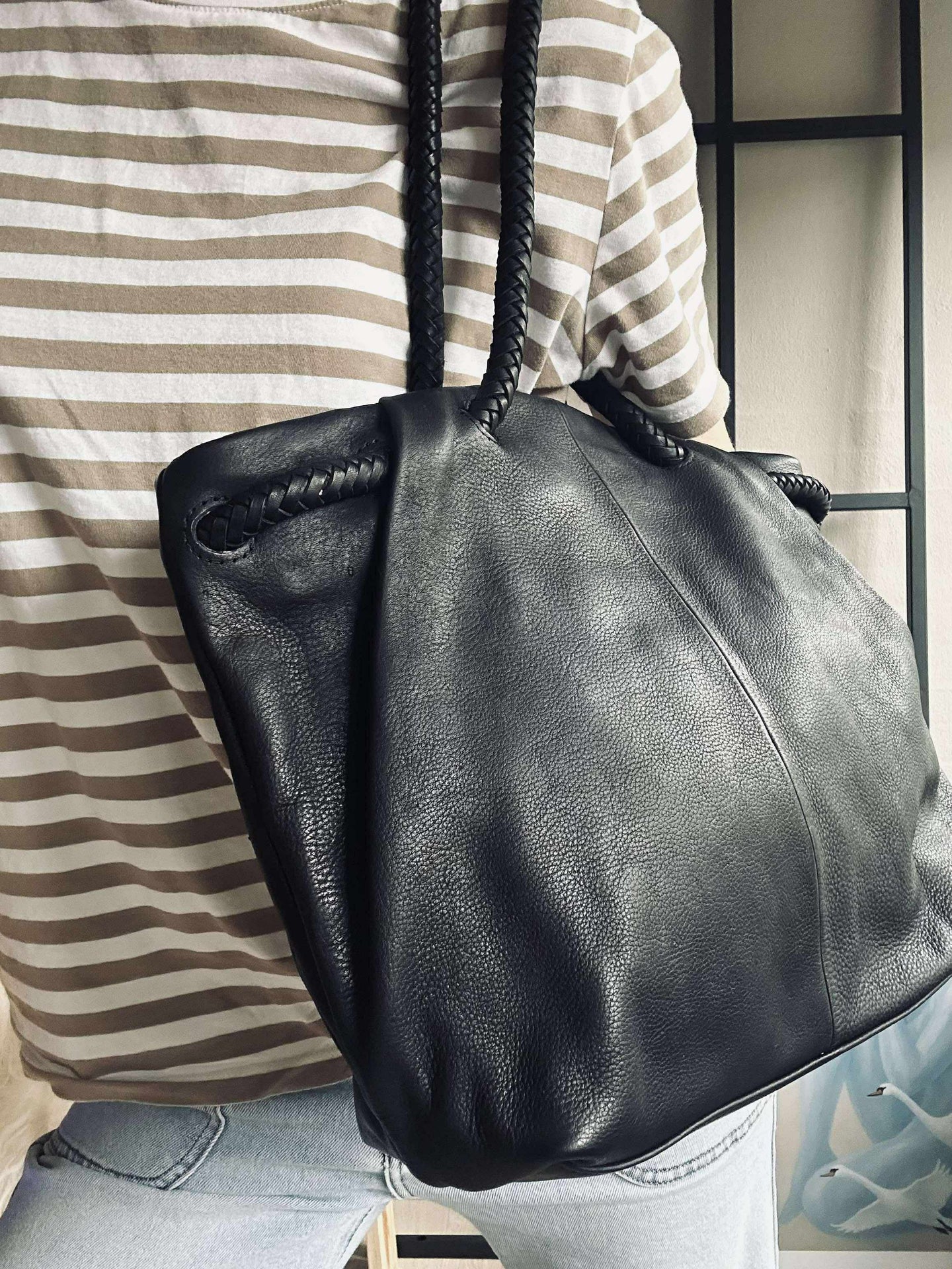 Schultertasche mit schönem Flechtgurt - Schwarz