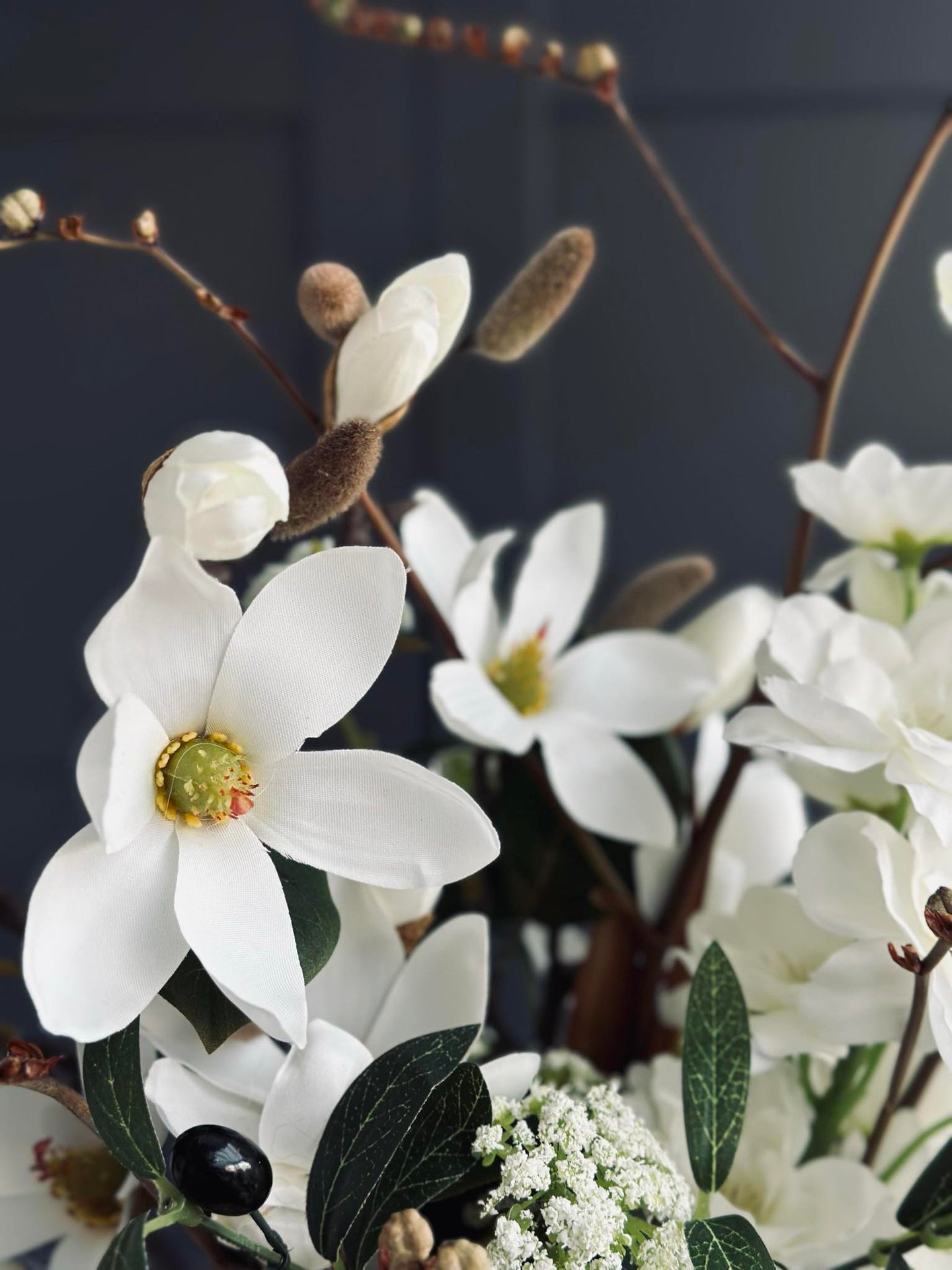 Magnolienzweig - 52cm