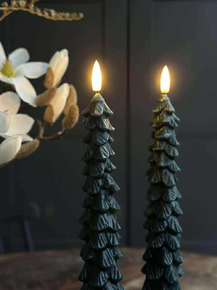 LED-Stumpenkerzen 2 Stk. - Tannenbaum