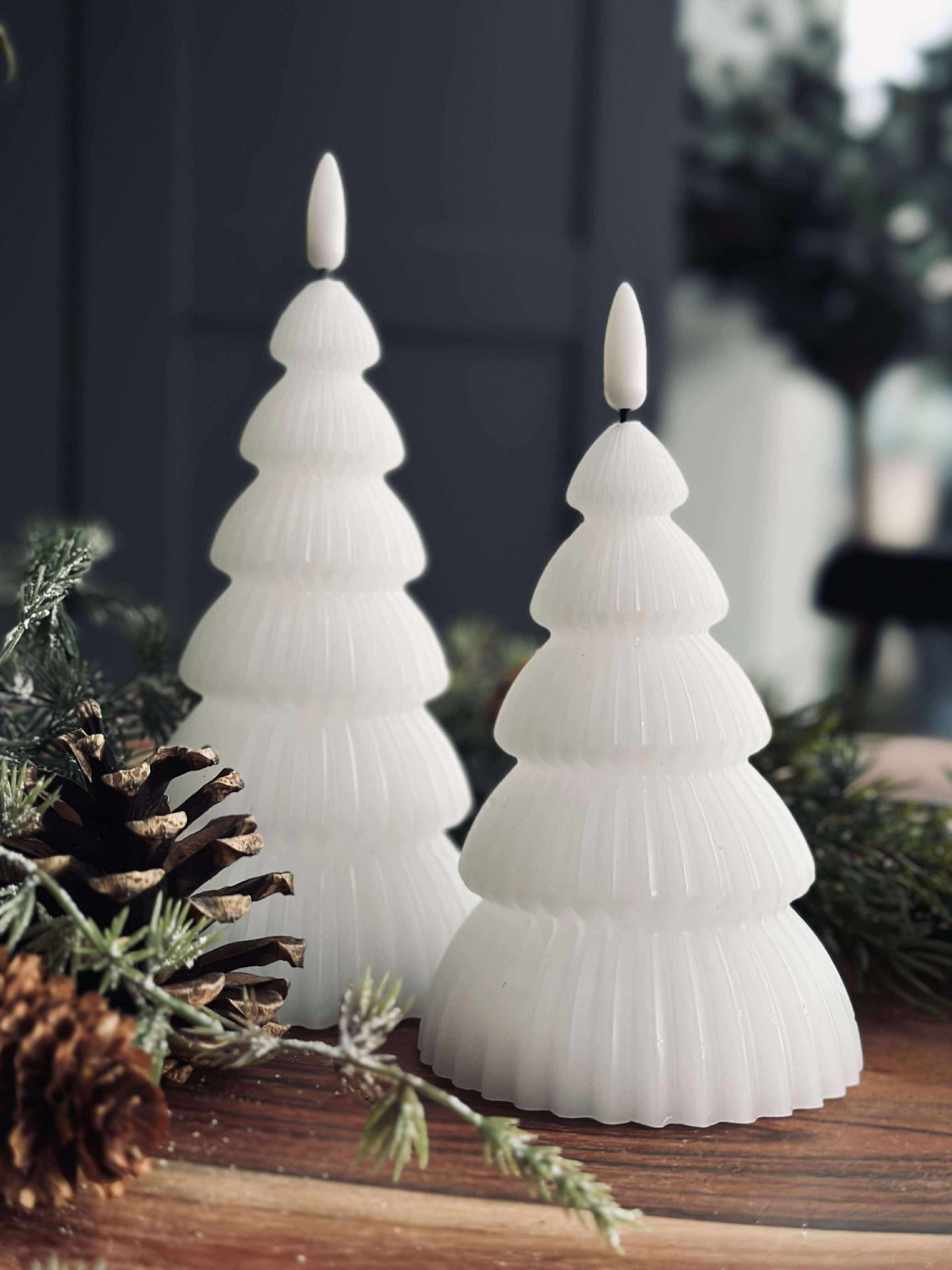 Weihnachtsbaum mit LED-Licht - Set mit 2 Stk. Weiß