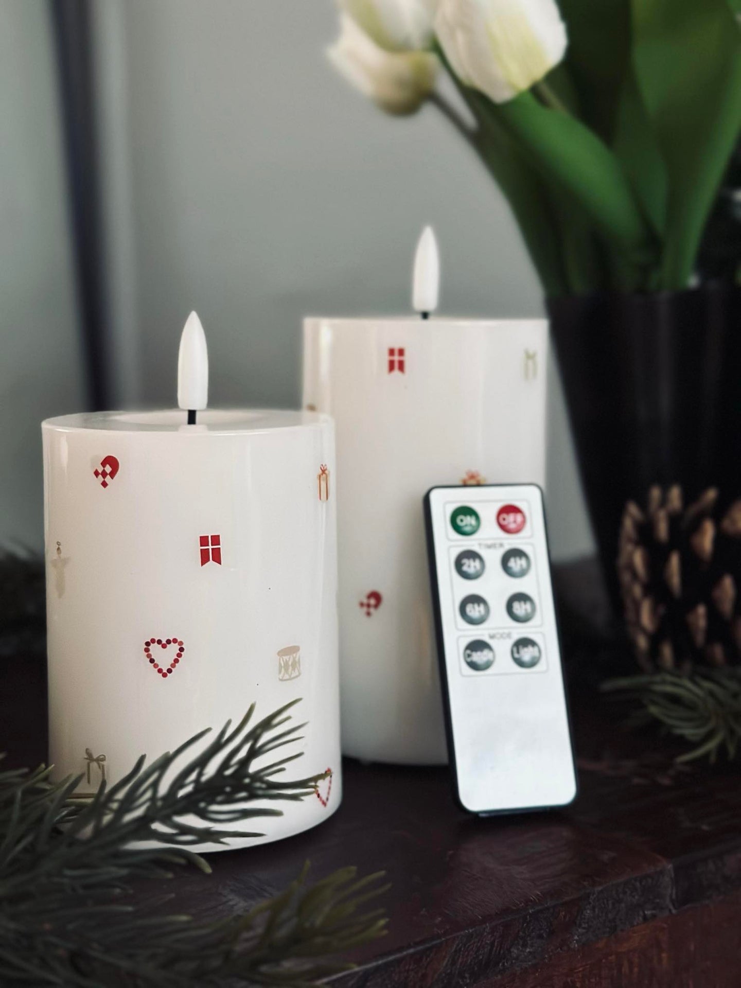LED-Blockkerzen TWINKLE CHRISTMAS - Set mit 2 Stück.