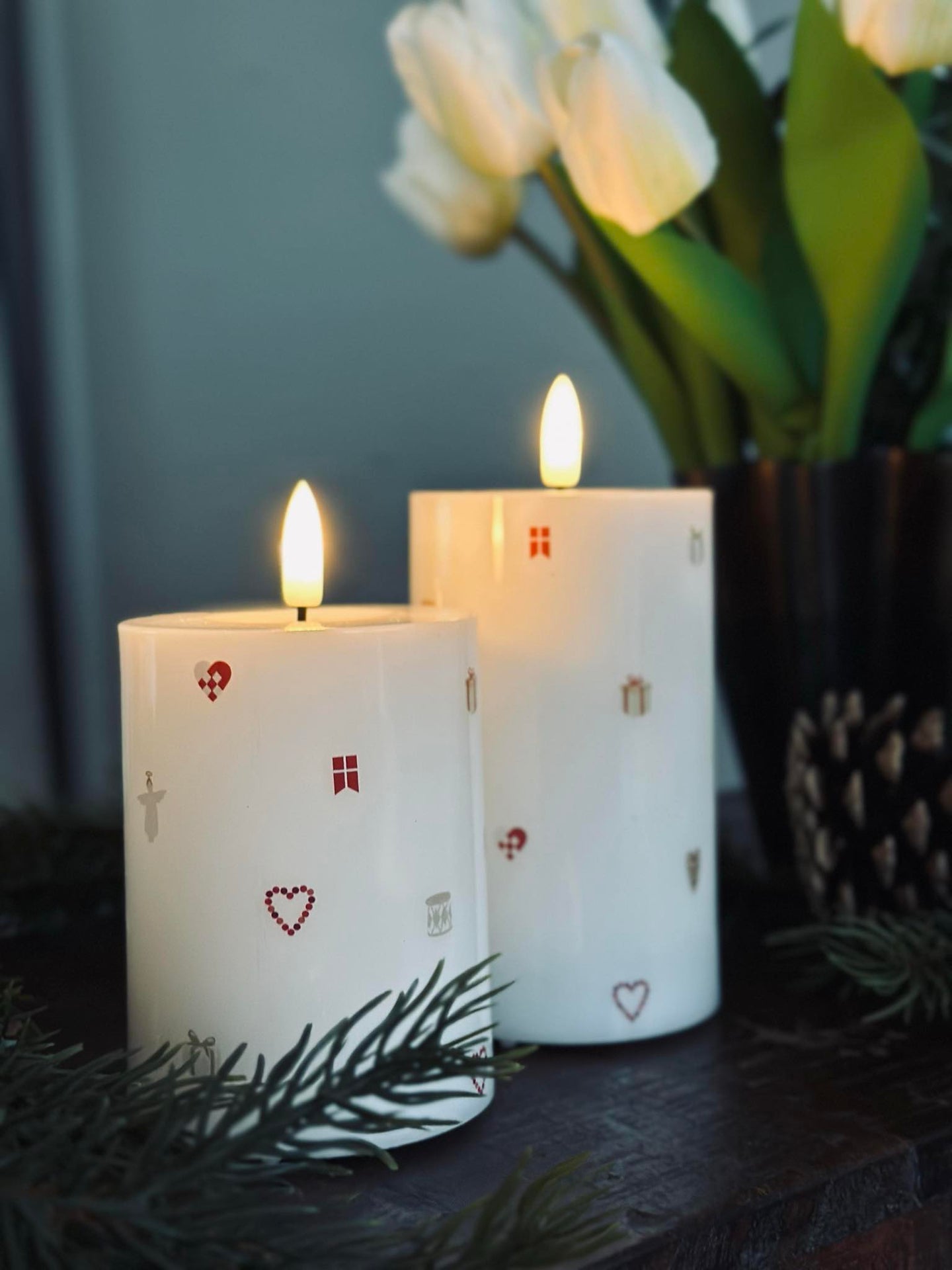 LED-Blockkerzen TWINKLE CHRISTMAS - Set mit 2 Stück.
