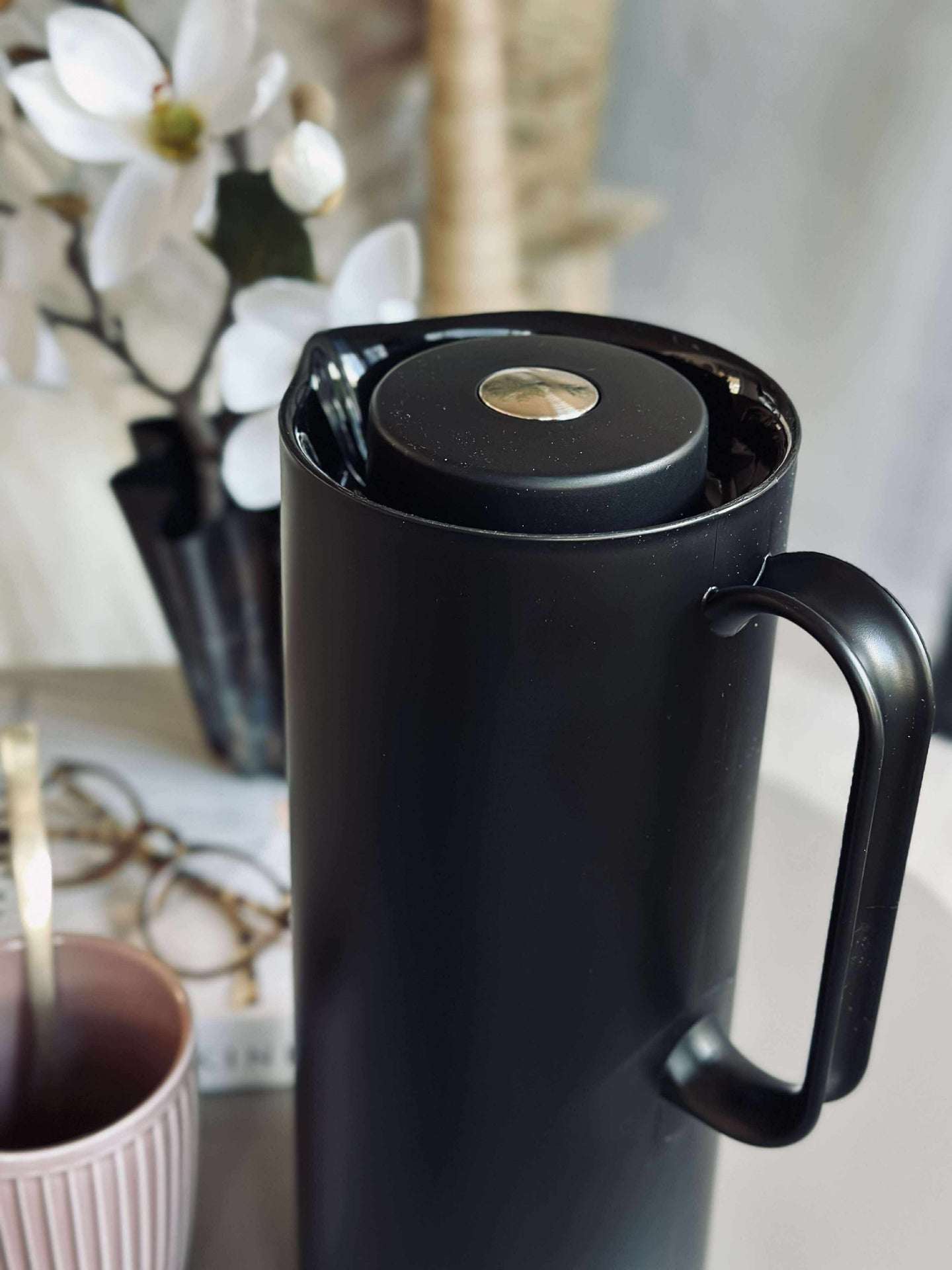 Thermoskanne mit Druckknopf-Funktion - 1 Liter