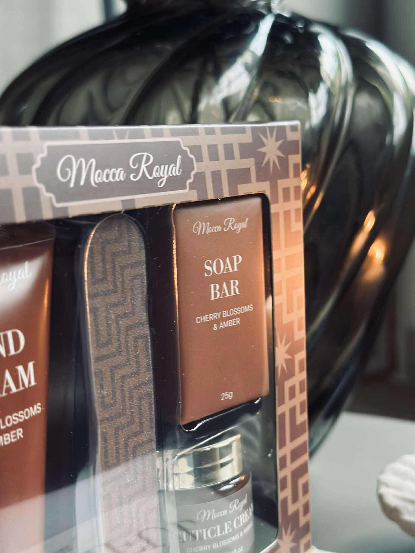 Geschenkset mit 4 Teilen - MIX Handcare