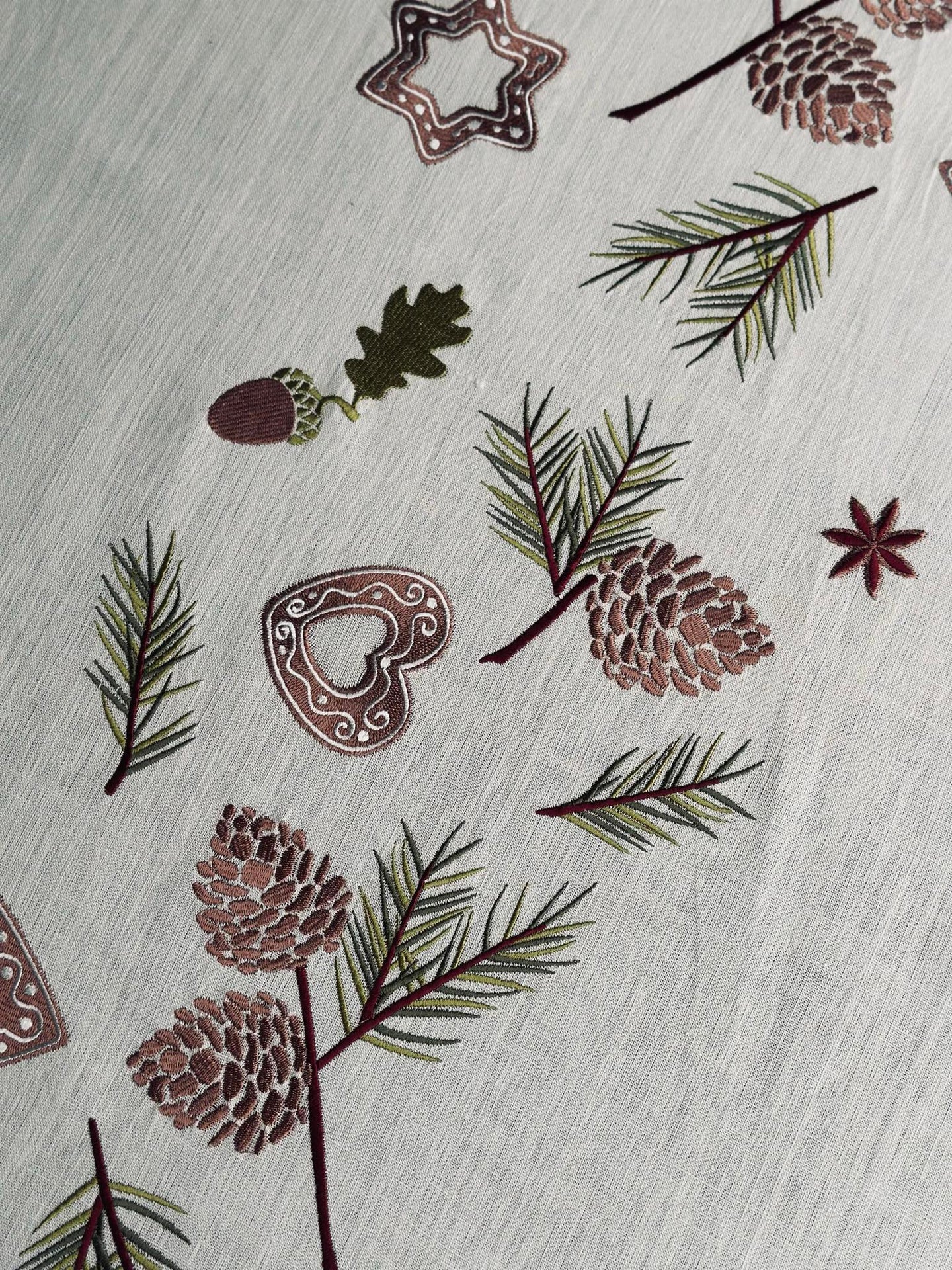 Weihnachtstischdecke Stickerei - 140x240