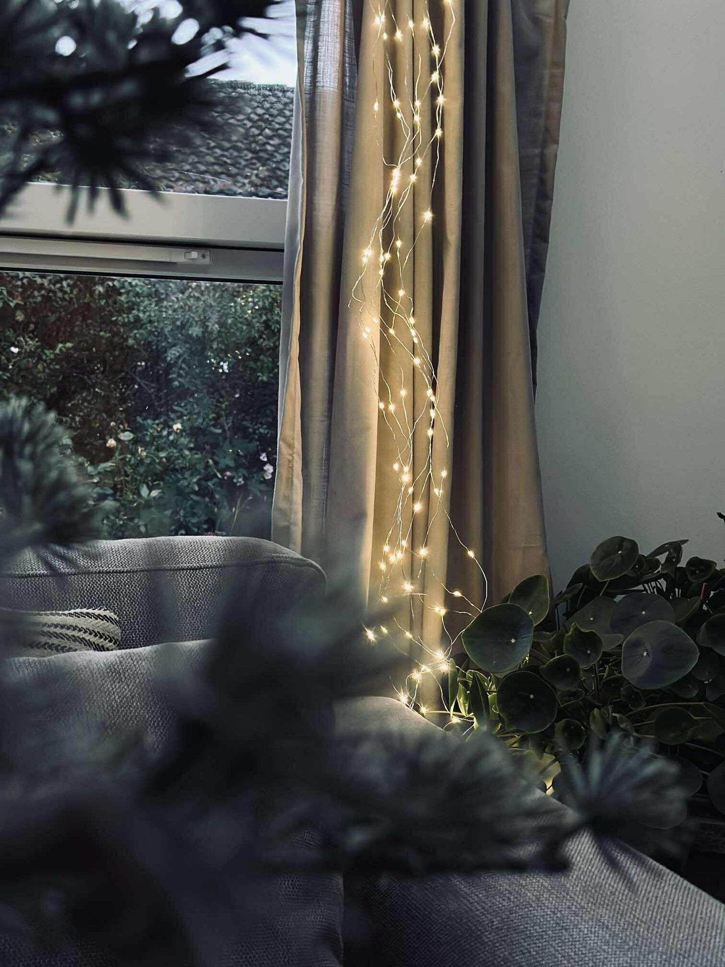 Hängende Lichterkette mit 160 LED-Lichtern