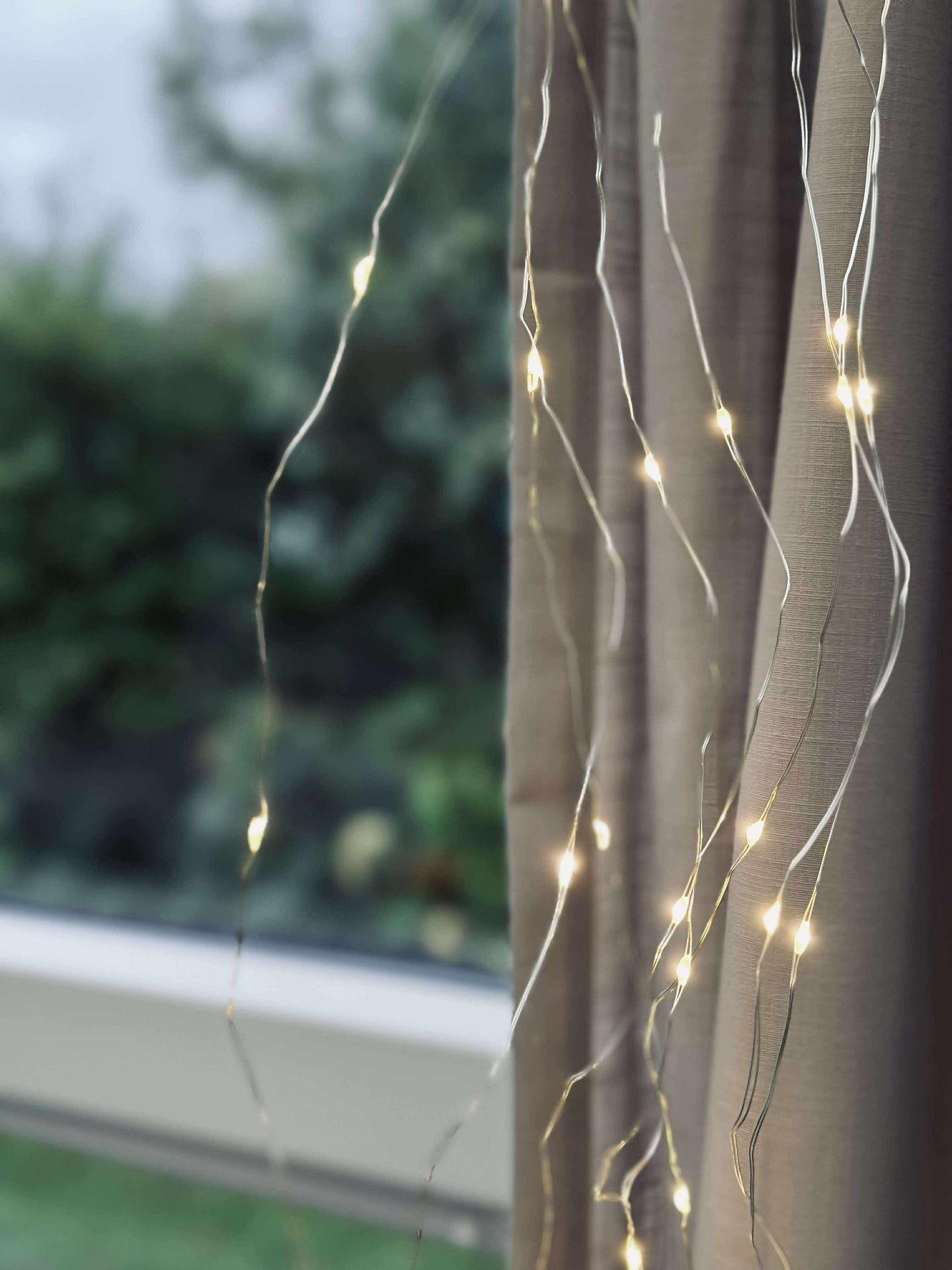 Hängende Lichterkette mit 160 LED-Lichtern