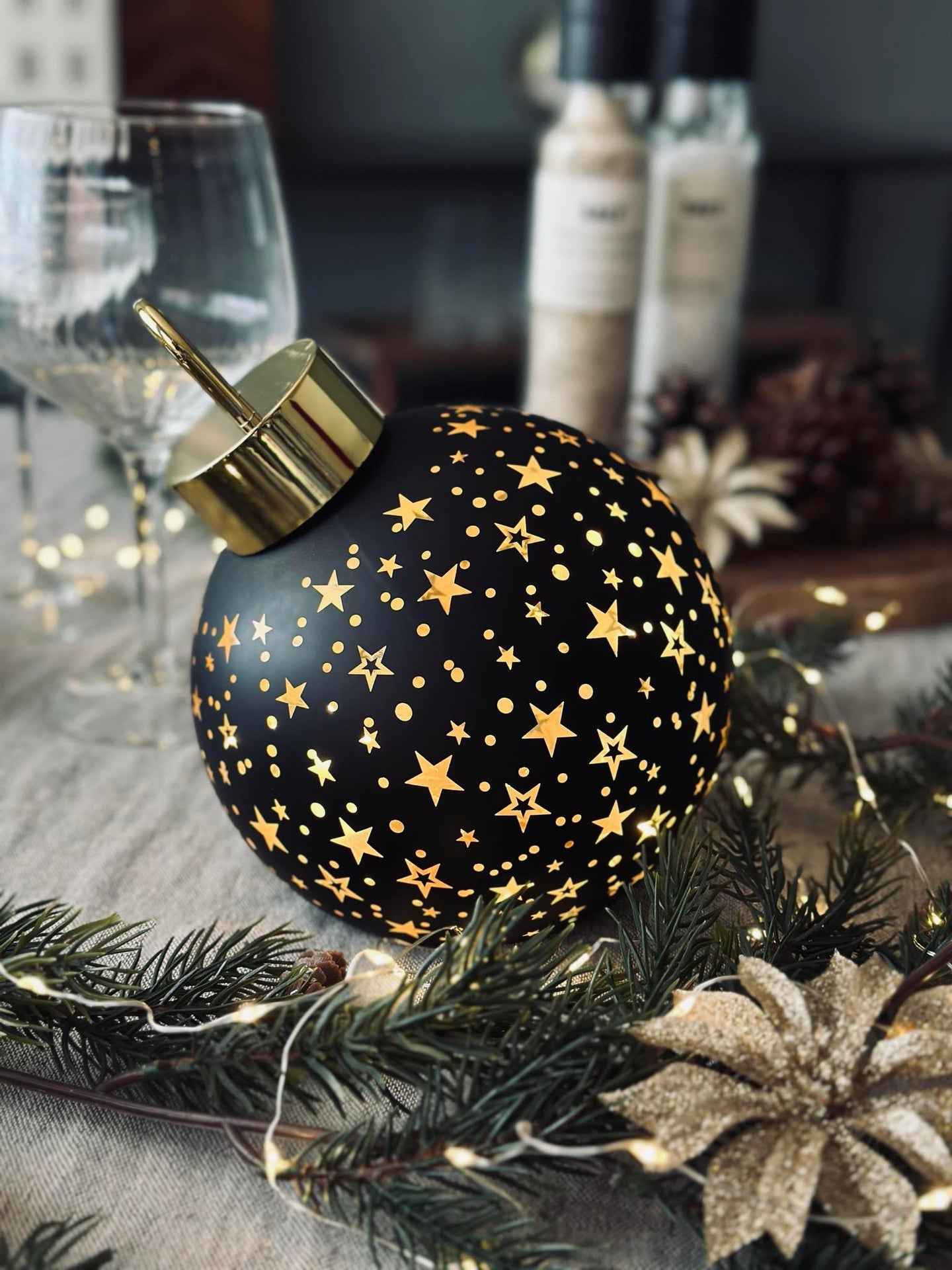 Weihnachtskugel mit LED-Licht - Black