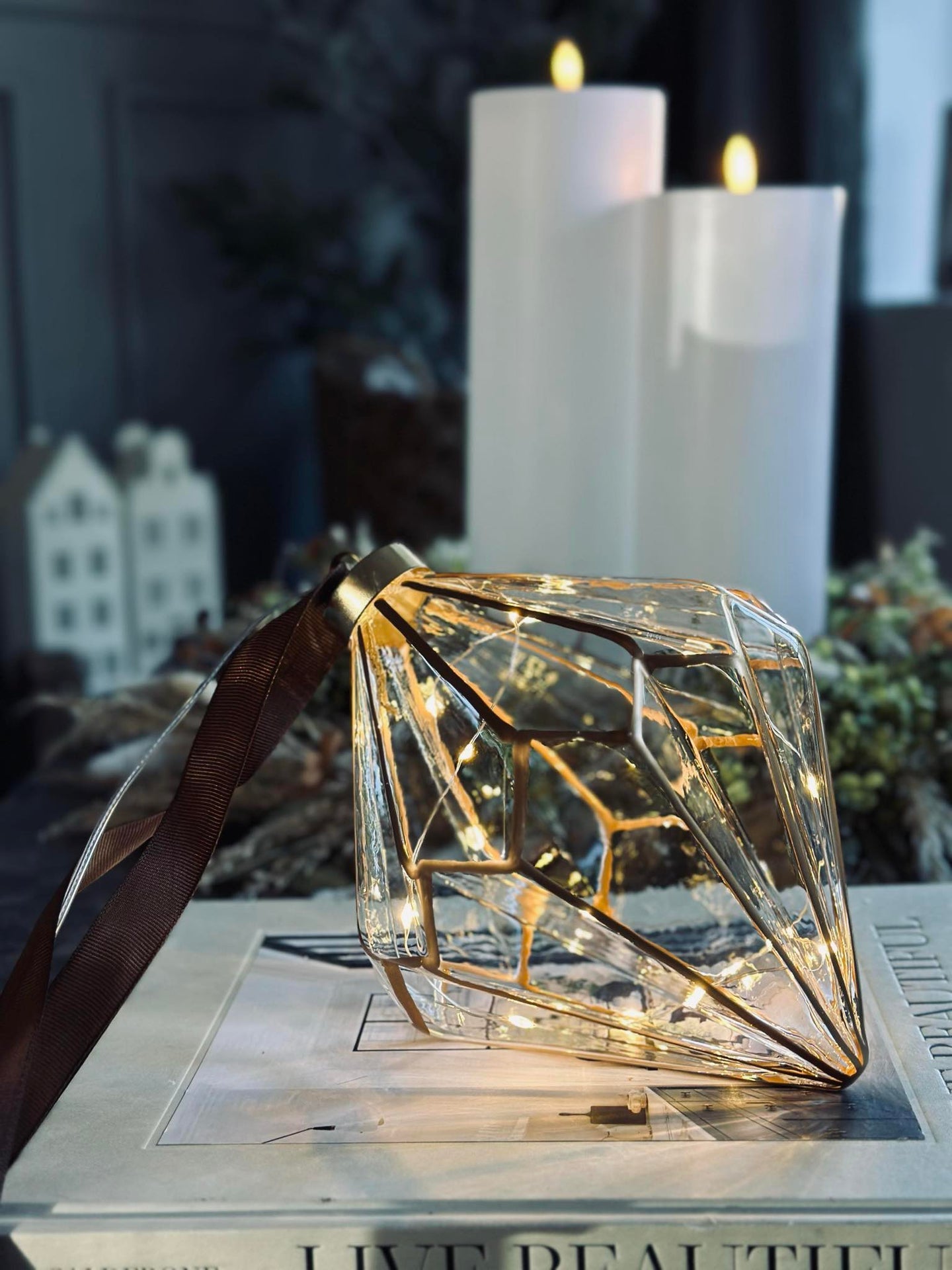 Leuchte mit Aufhängung - Diamond