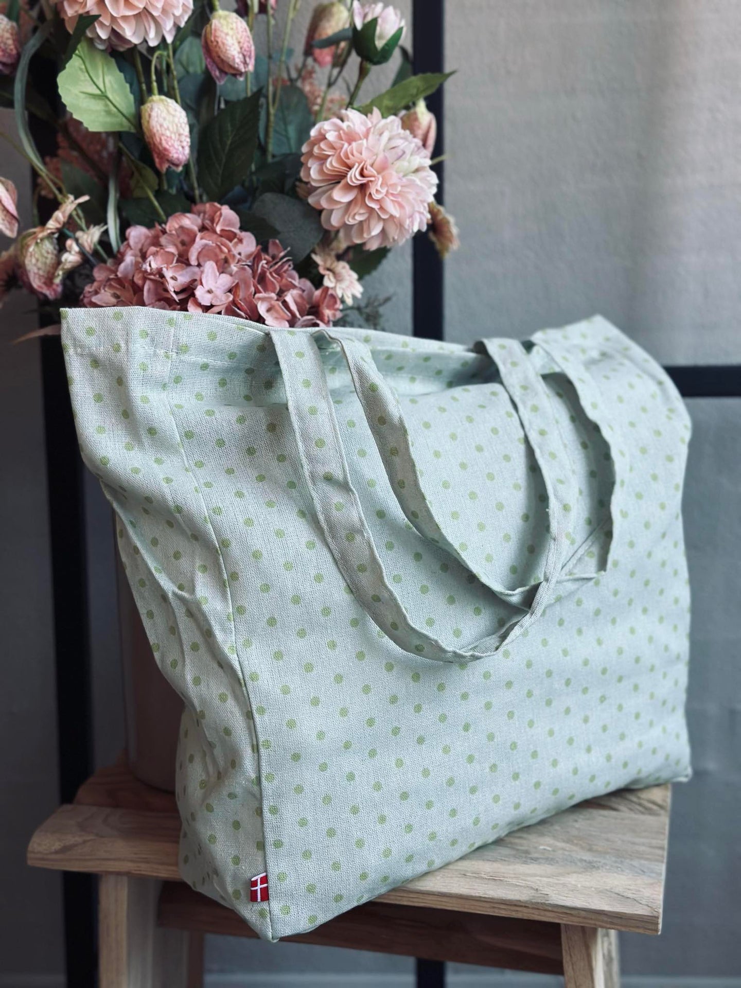 Shopper - Green dots