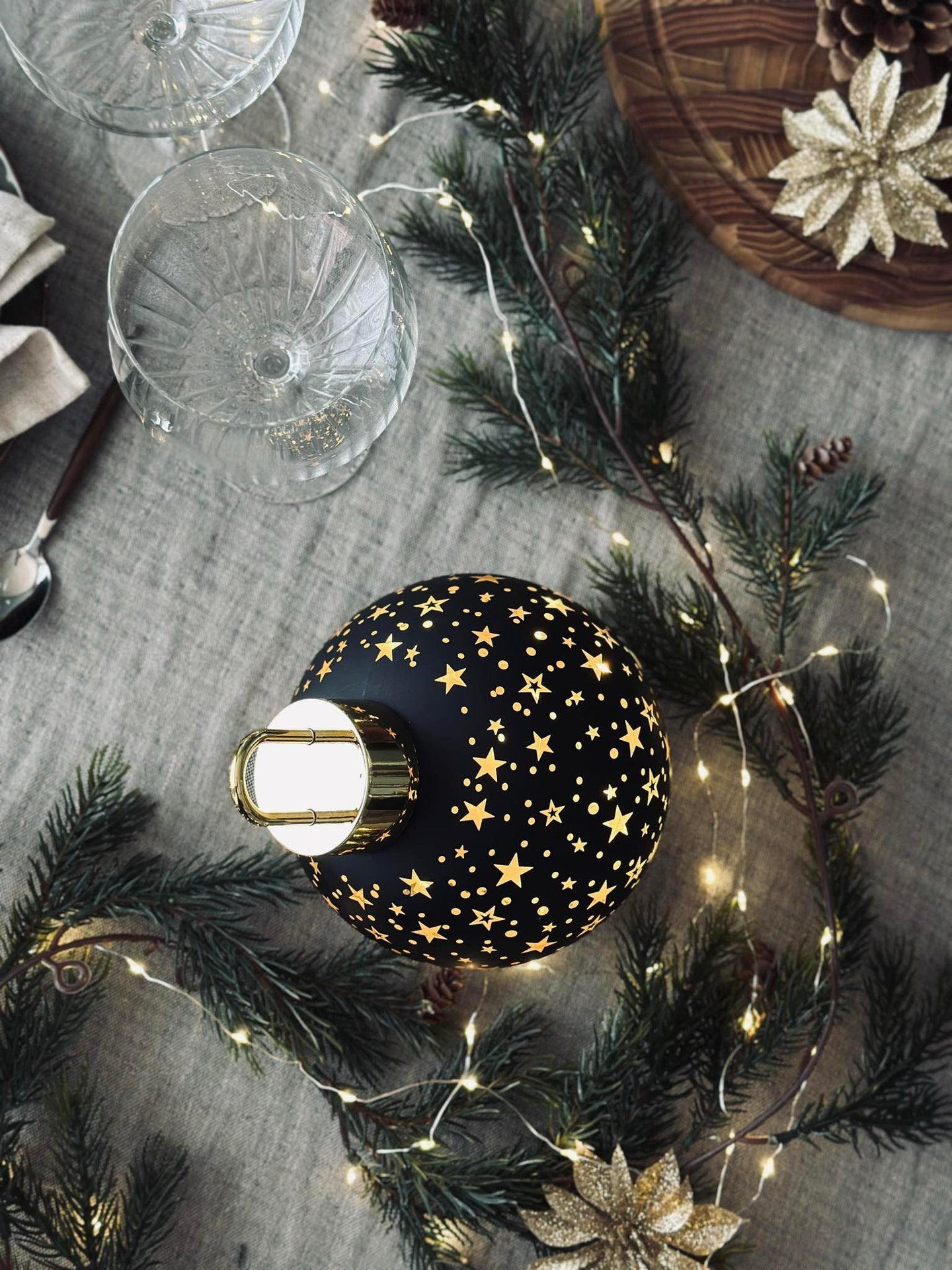Weihnachtskugel mit LED-Licht - Black