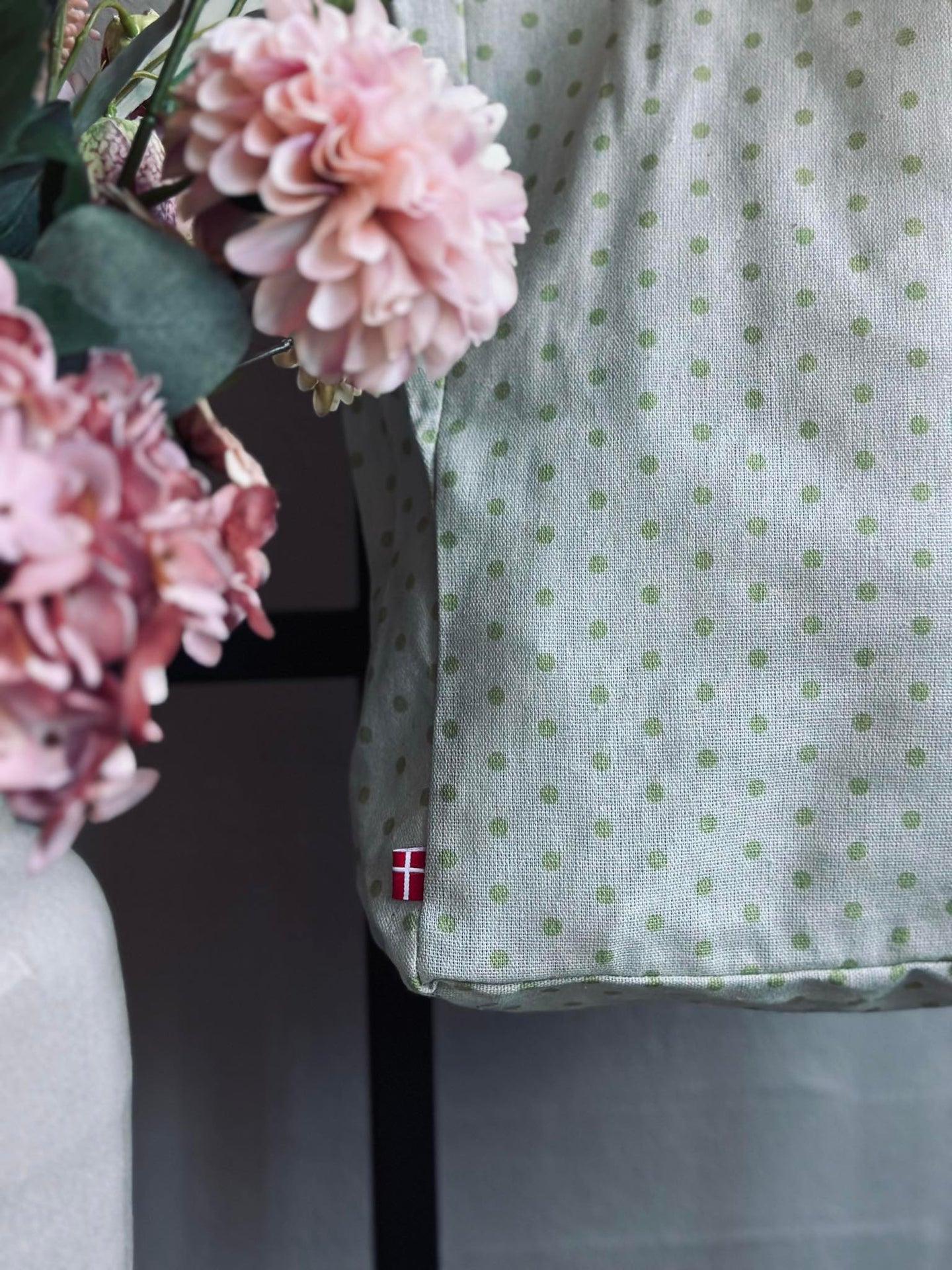 Shopper - Green dots