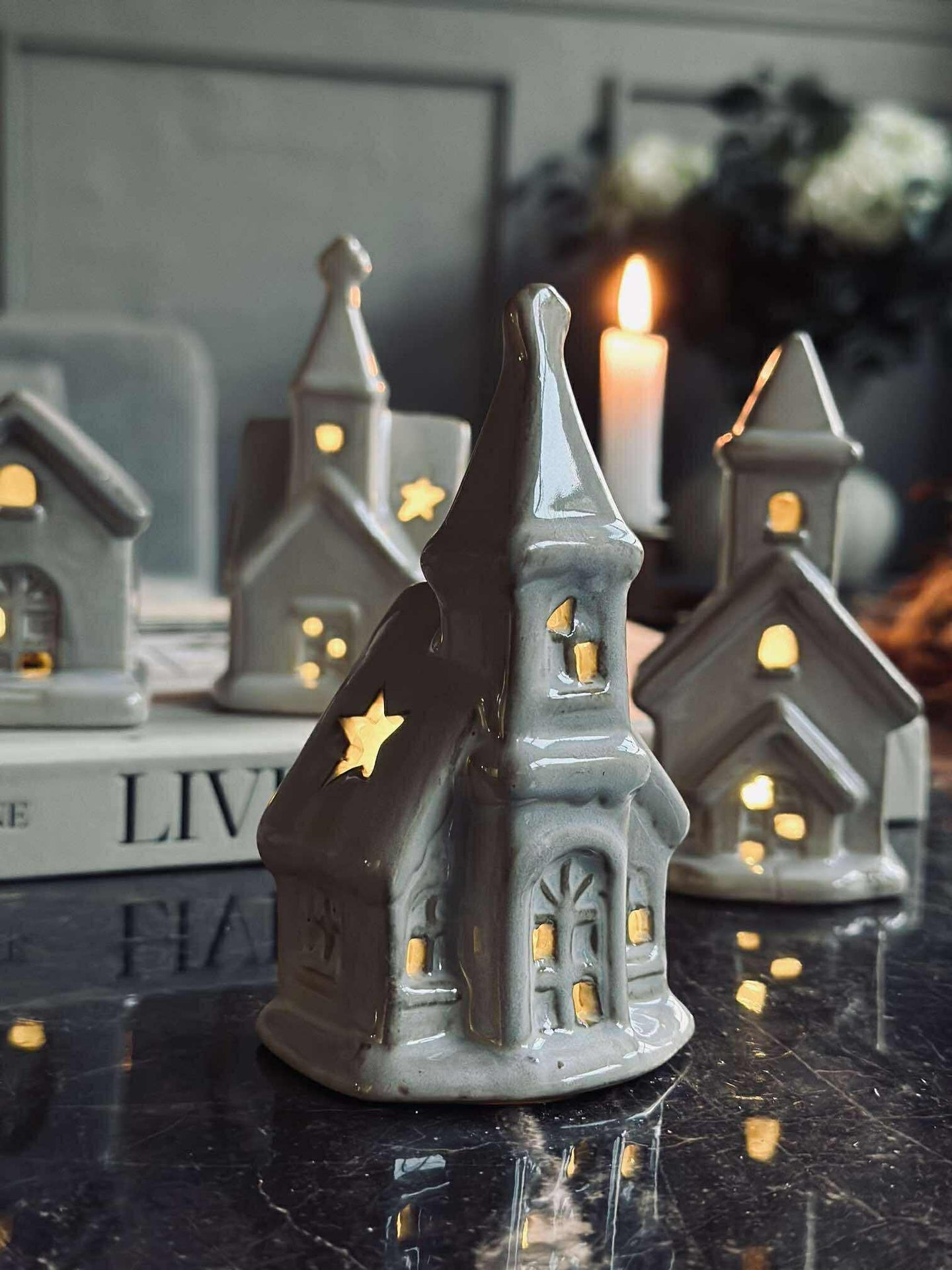 Lichthaus Kirche mit LED - WHITE MIX