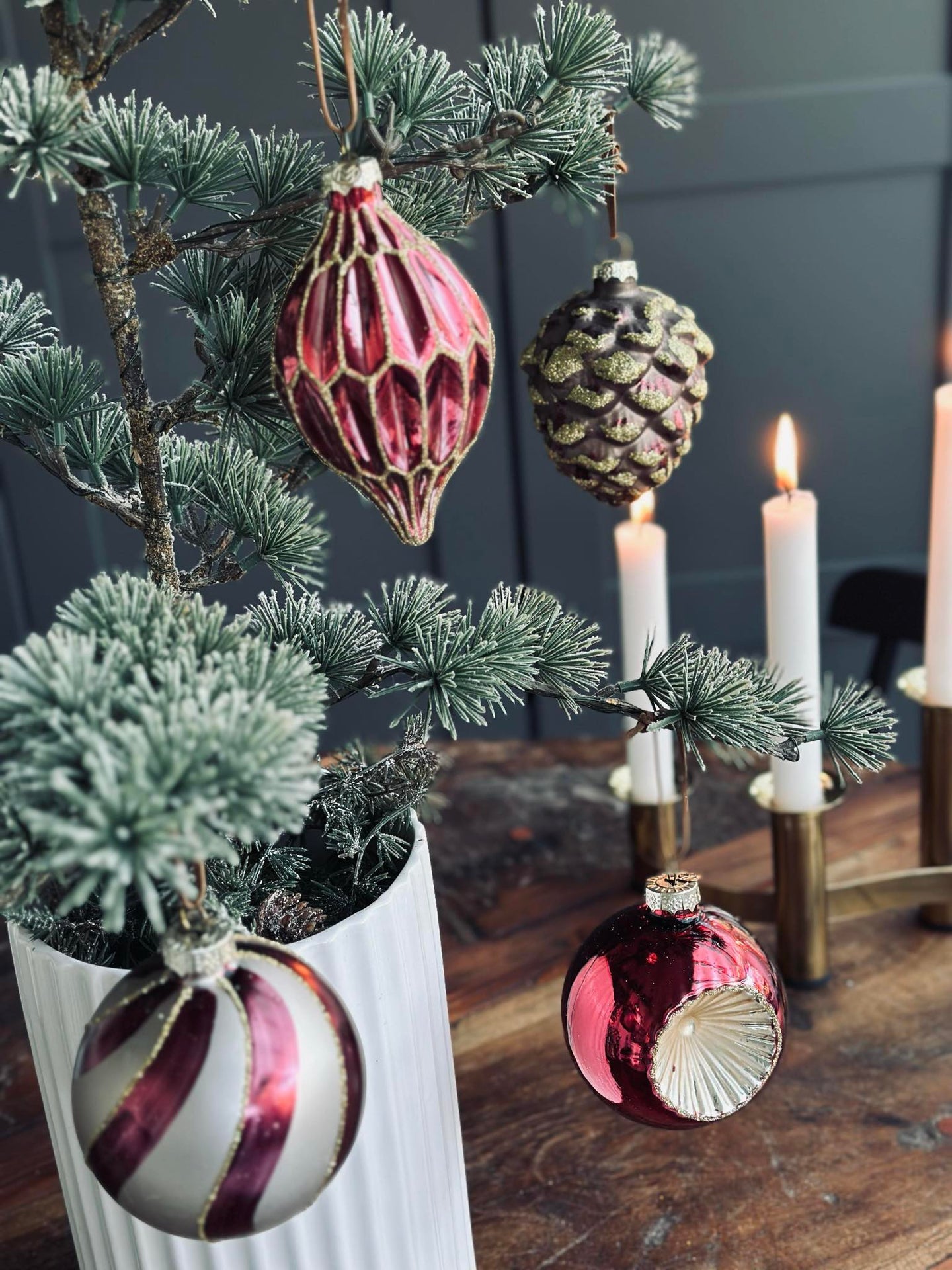 Christbaumkugeln aus Glas - Packung mit 4 Stk