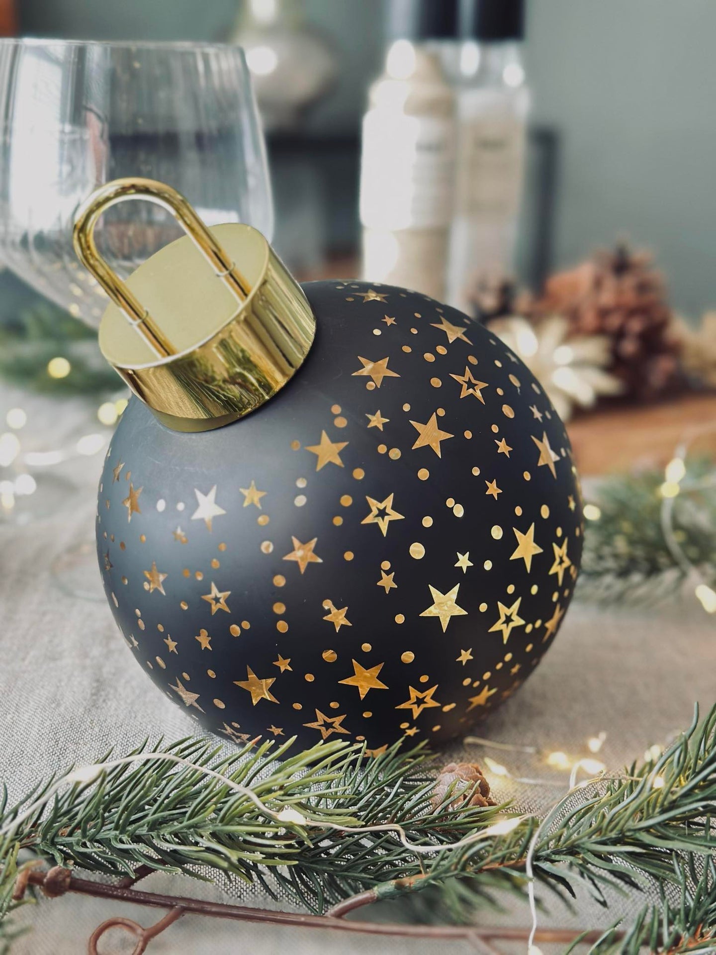 Weihnachtskugel mit LED-Licht - Black