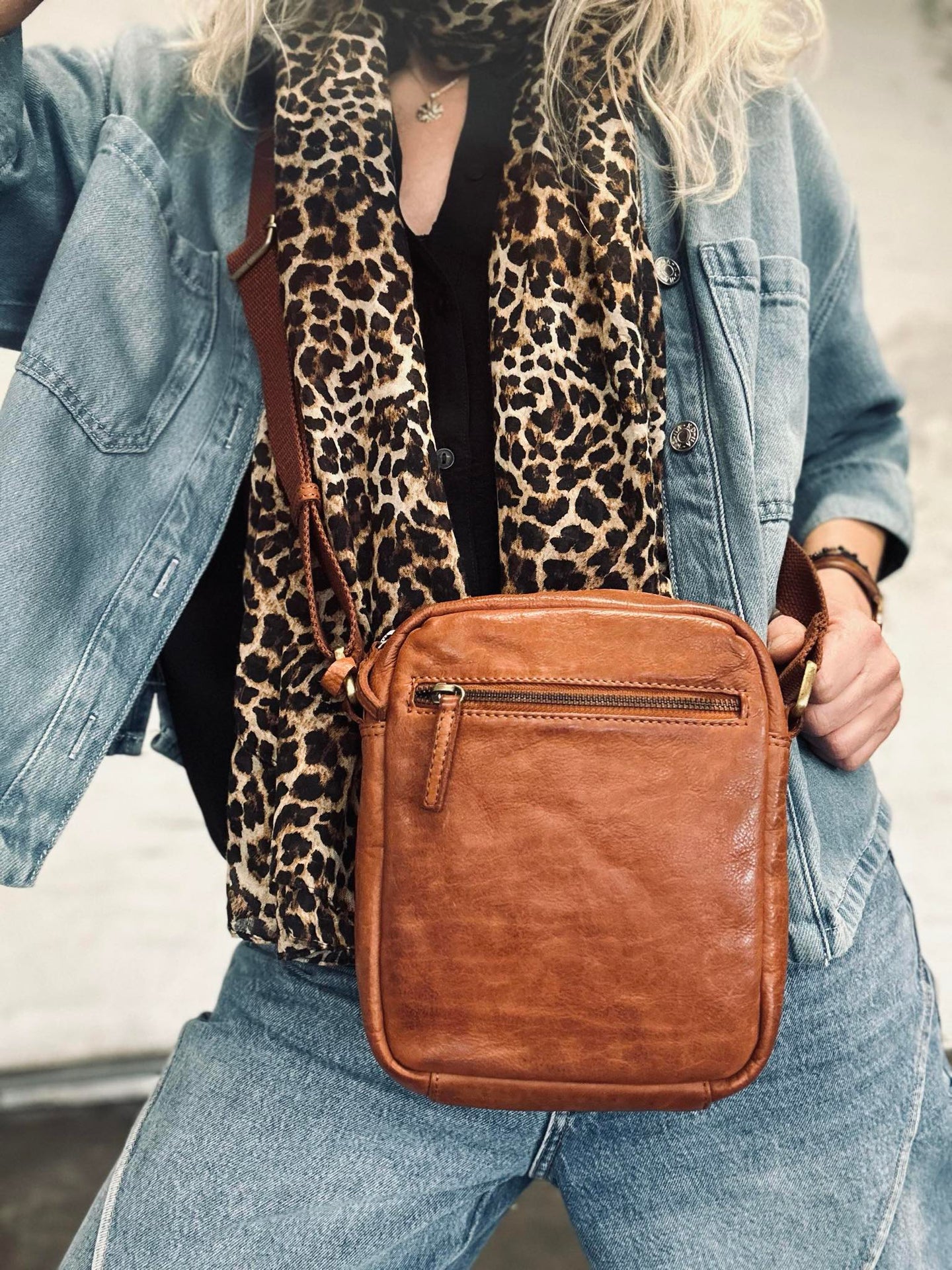 Handytasche / Crossover – Cognac