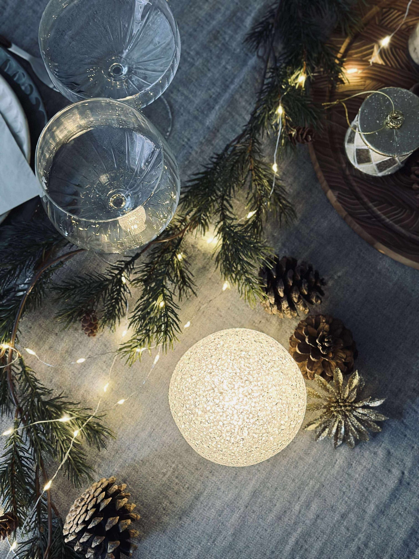 Kugel mit LED-Licht