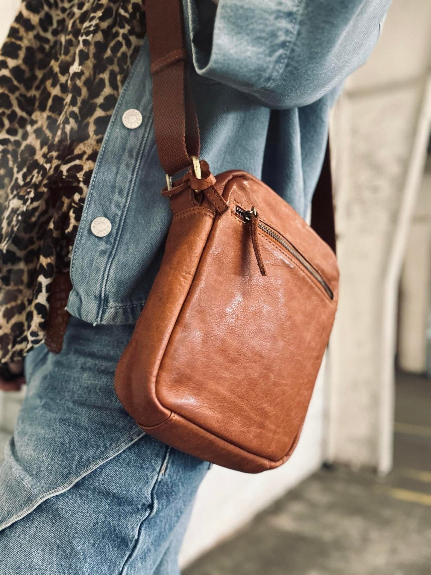 Handytasche / Crossover – Cognac