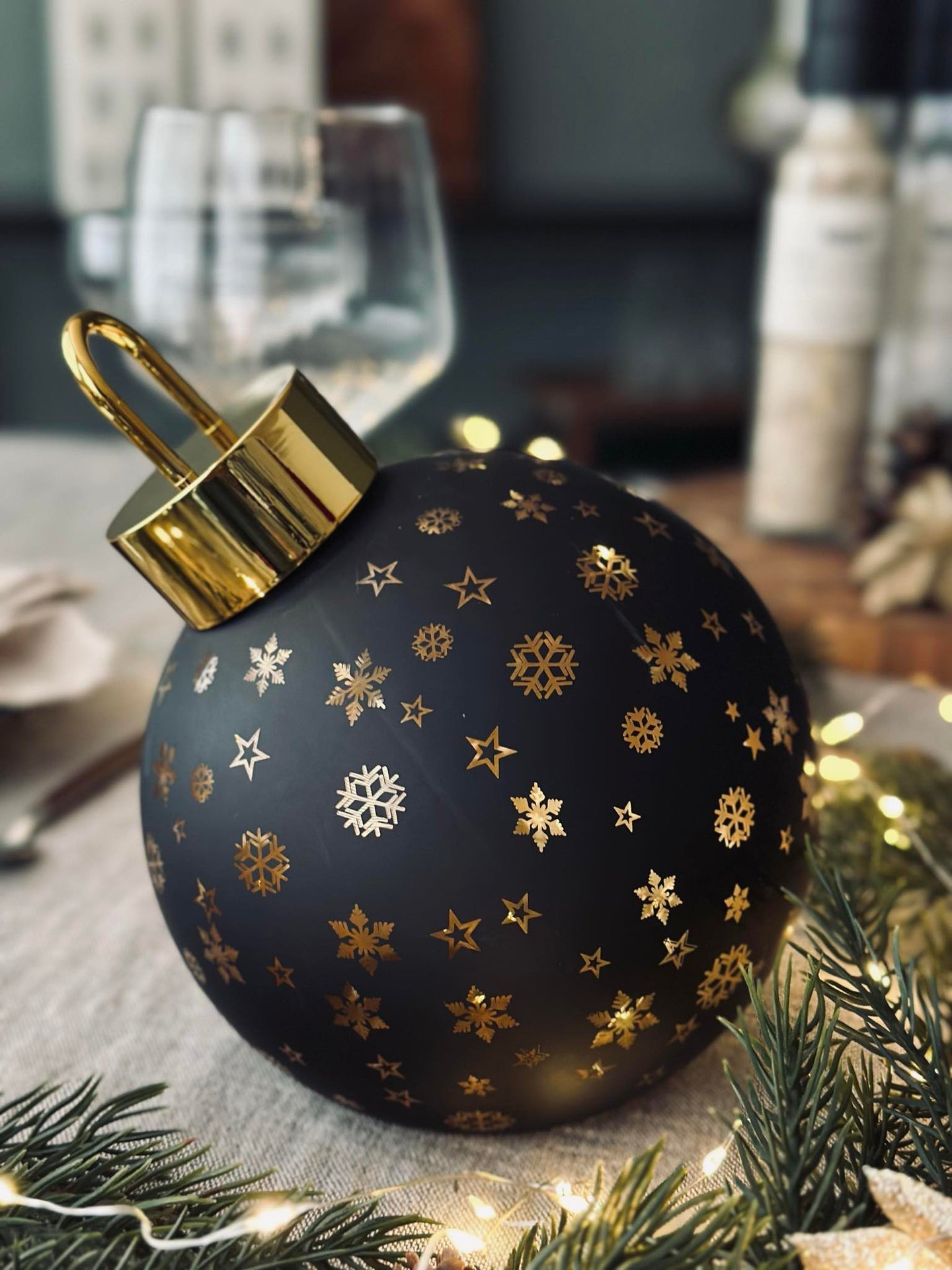 Weihnachtskugel mit LED-Licht - Black