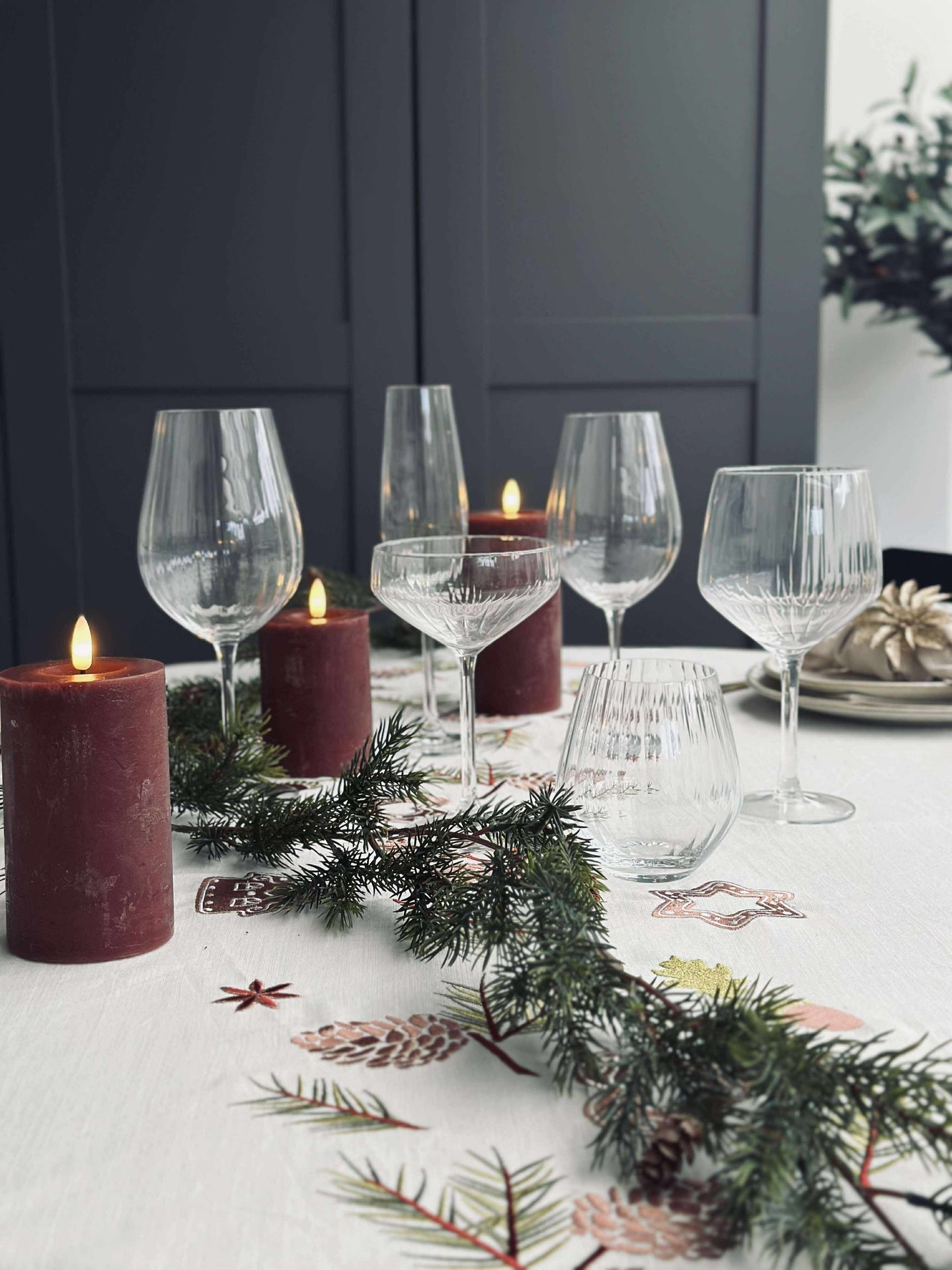 Weingläser Rotwein CRYSTAL - Set mit 4 Stk.