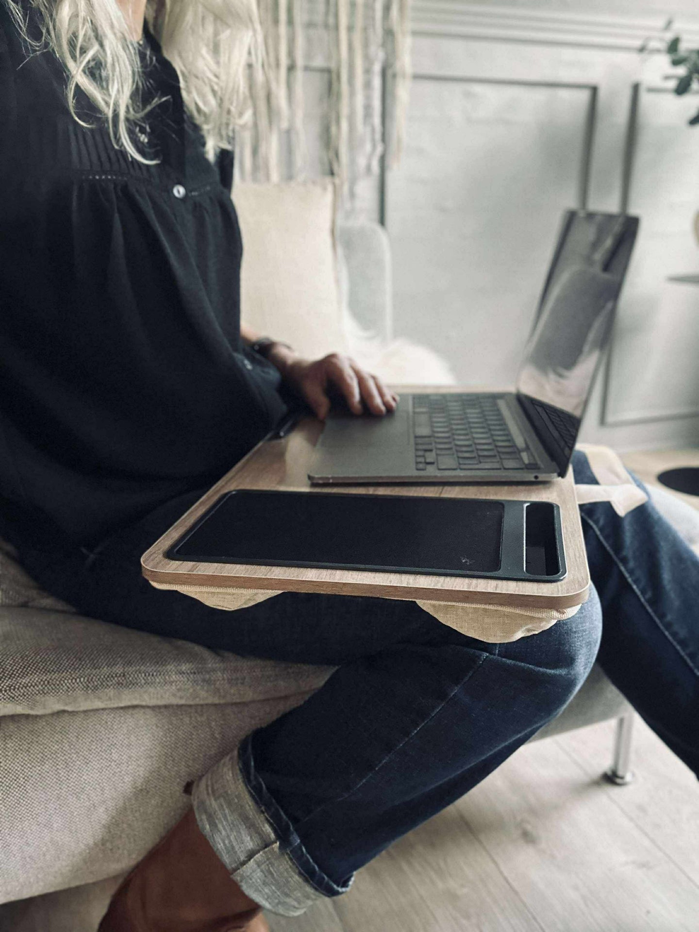 Tablett für Laptop und Telefon