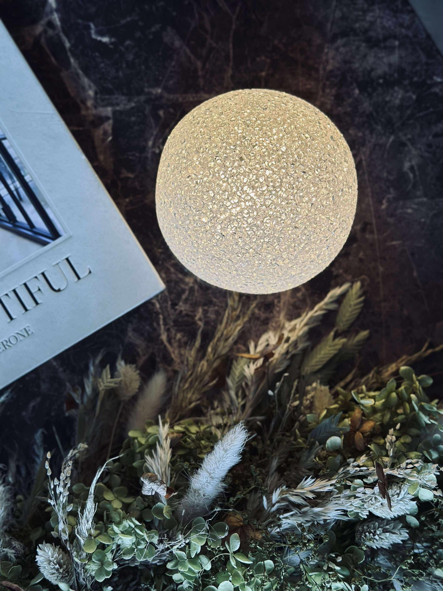Kugel mit LED-Licht