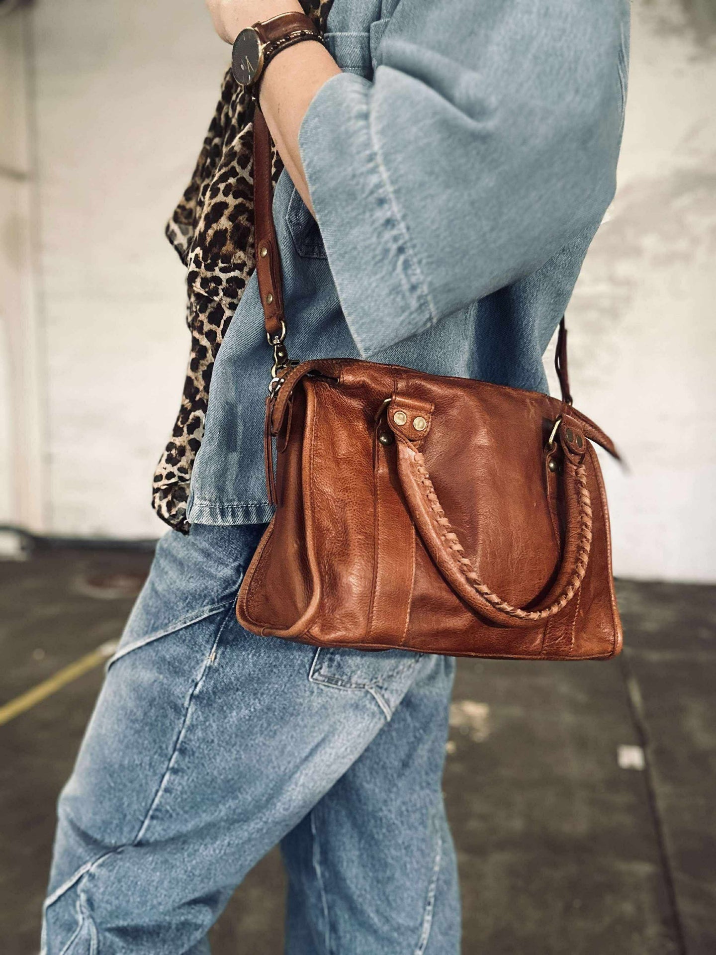 Crossover Miri Small - Walnut