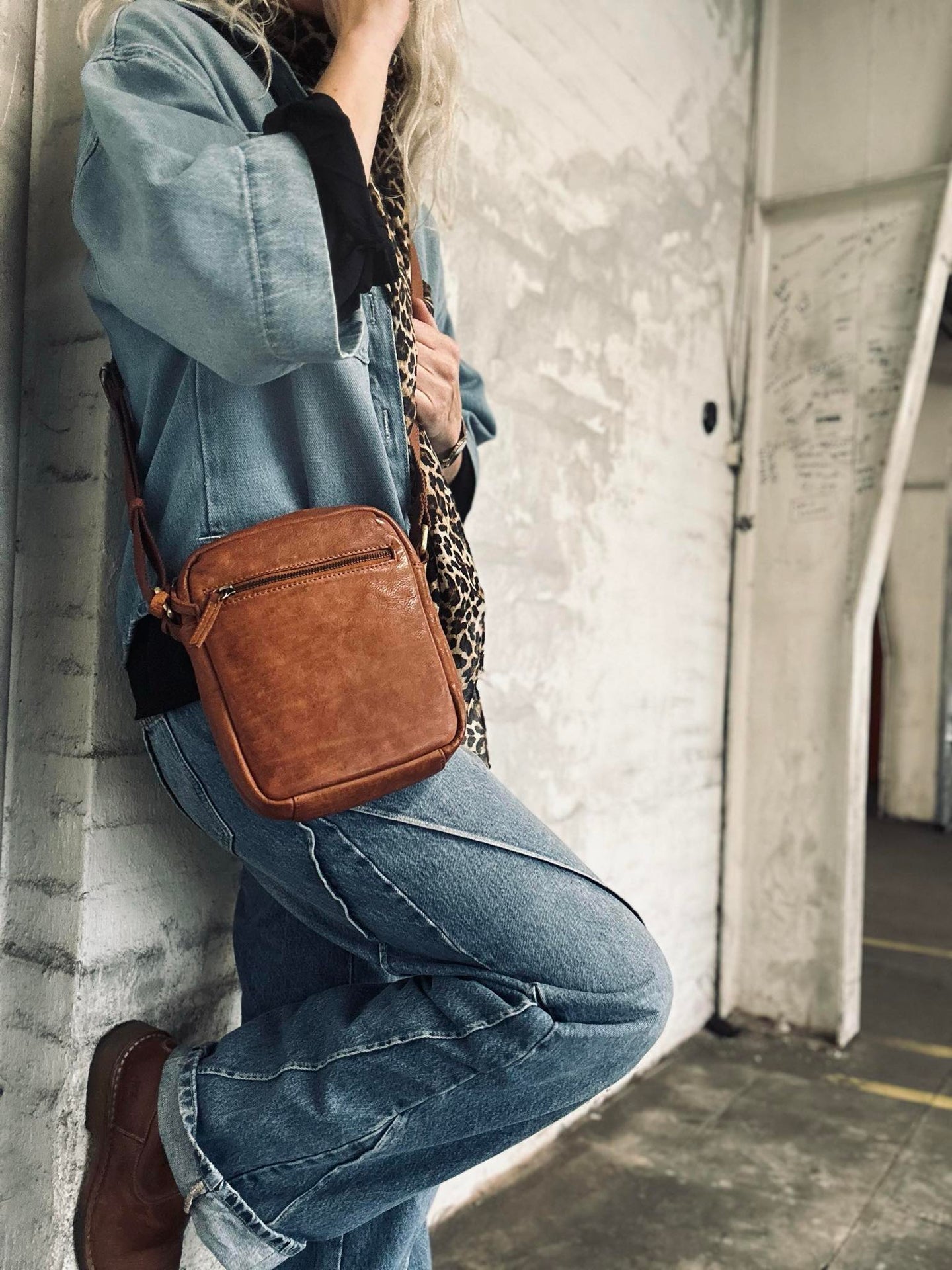 Handytasche / Crossover – Cognac
